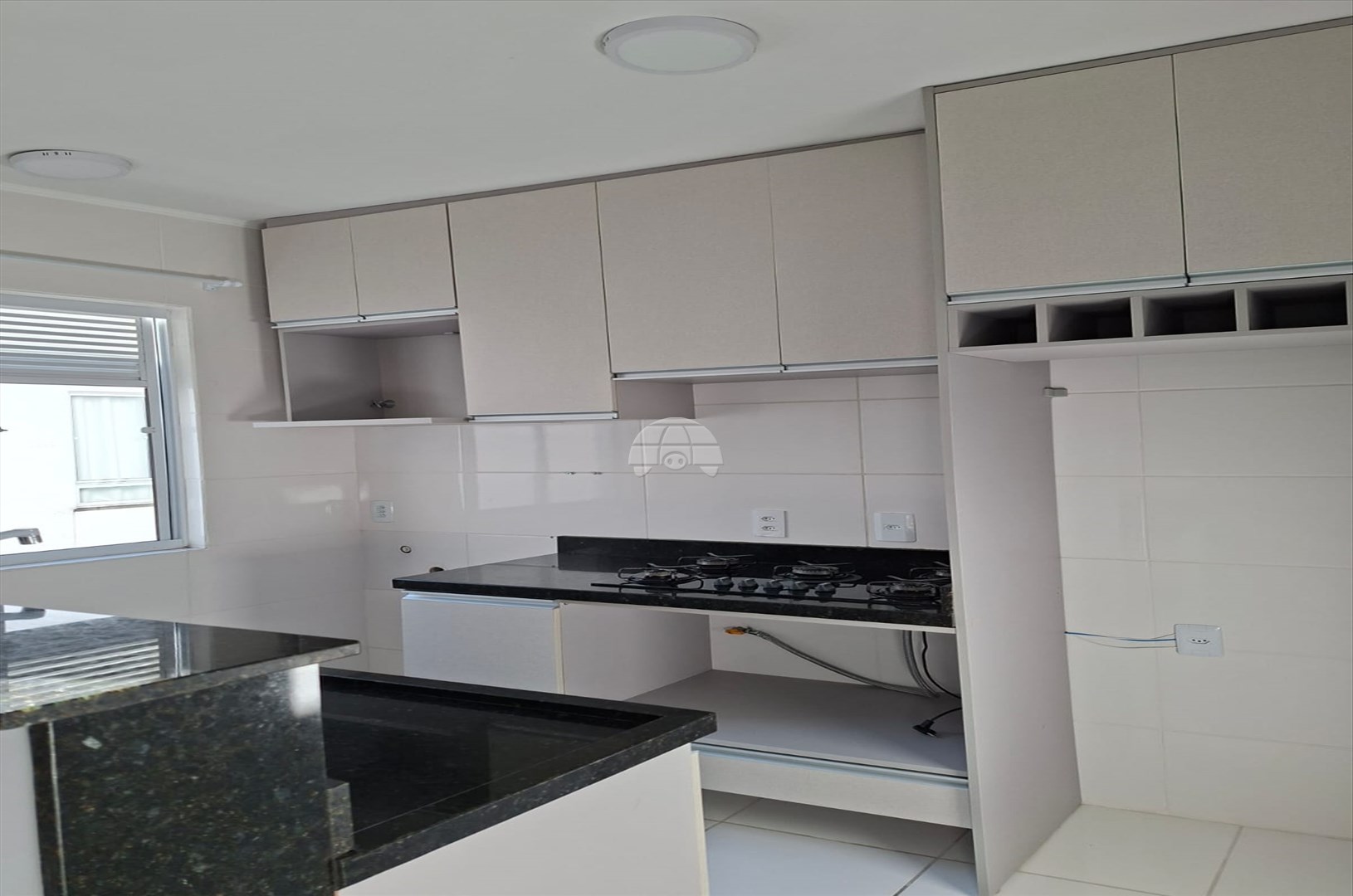 Apartamento para alugar em Bom Jesus, Campo Largo — Portal Chave Fácil