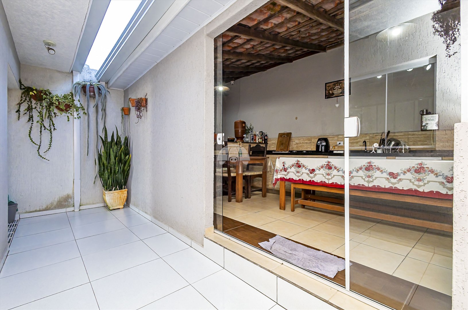 Casa à venda em Alto Boqueirão, Curitiba — Imobiliária Andrade