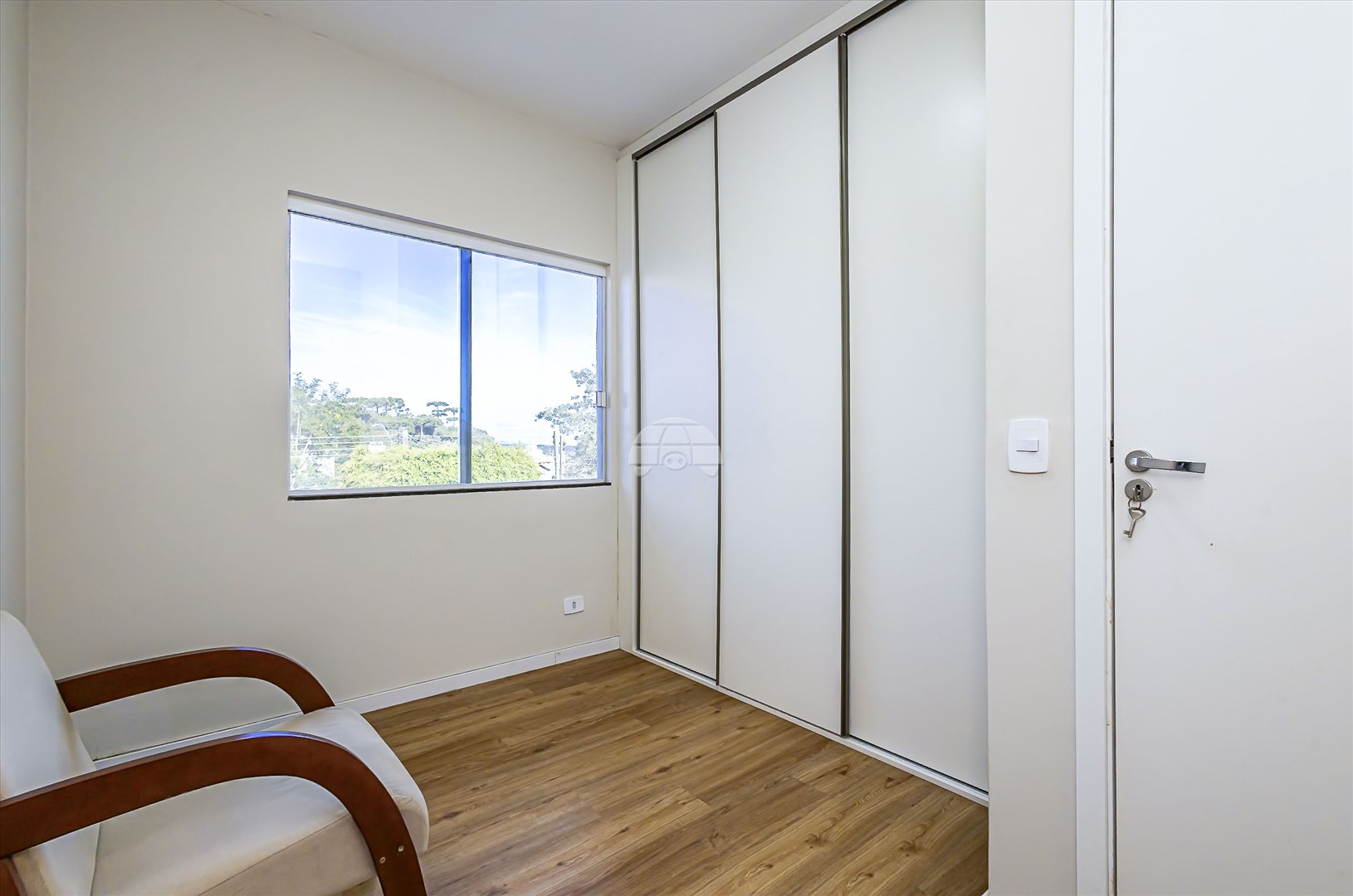 Casa à venda em Alto Boqueirão, Curitiba — Imobiliária Andrade
