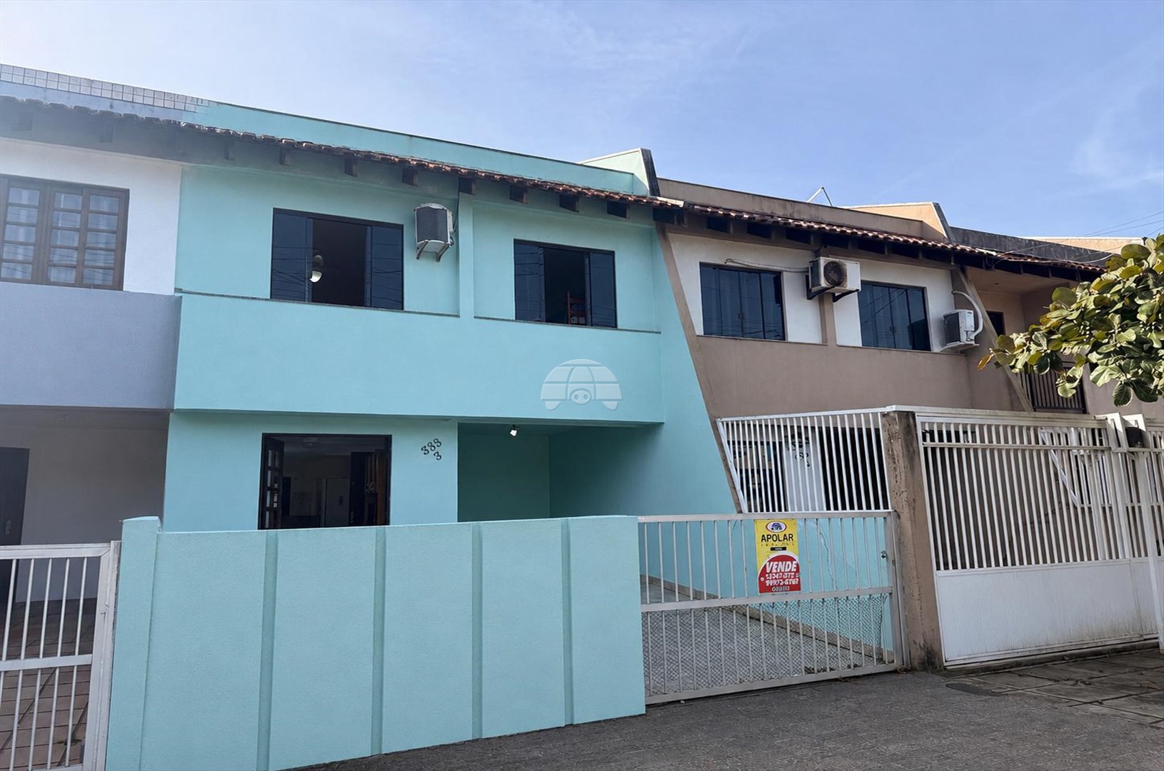 Sobrado à venda em Caioba, Matinhos — Portal Chave Fácil