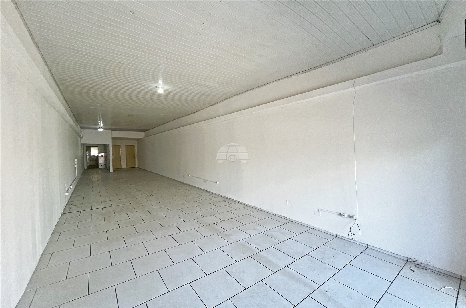 Sala/Conjunto Comercial para alugar em Xaxim, Curitiba — Portal Chave Fácil