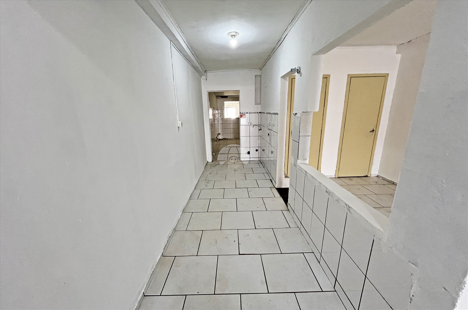 Sala/Conjunto Comercial para alugar em Xaxim, Curitiba — Portal Chave Fácil