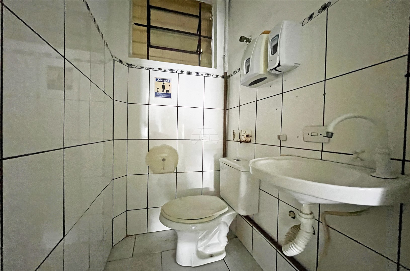 Loja Comercial para Locação no Bairro Xaxim ref. 552638 (9 / 10)