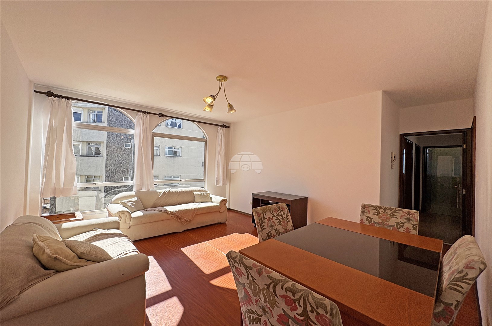 Apartamento para alugar em Água Verde, Curitiba — Portal Chave Fácil