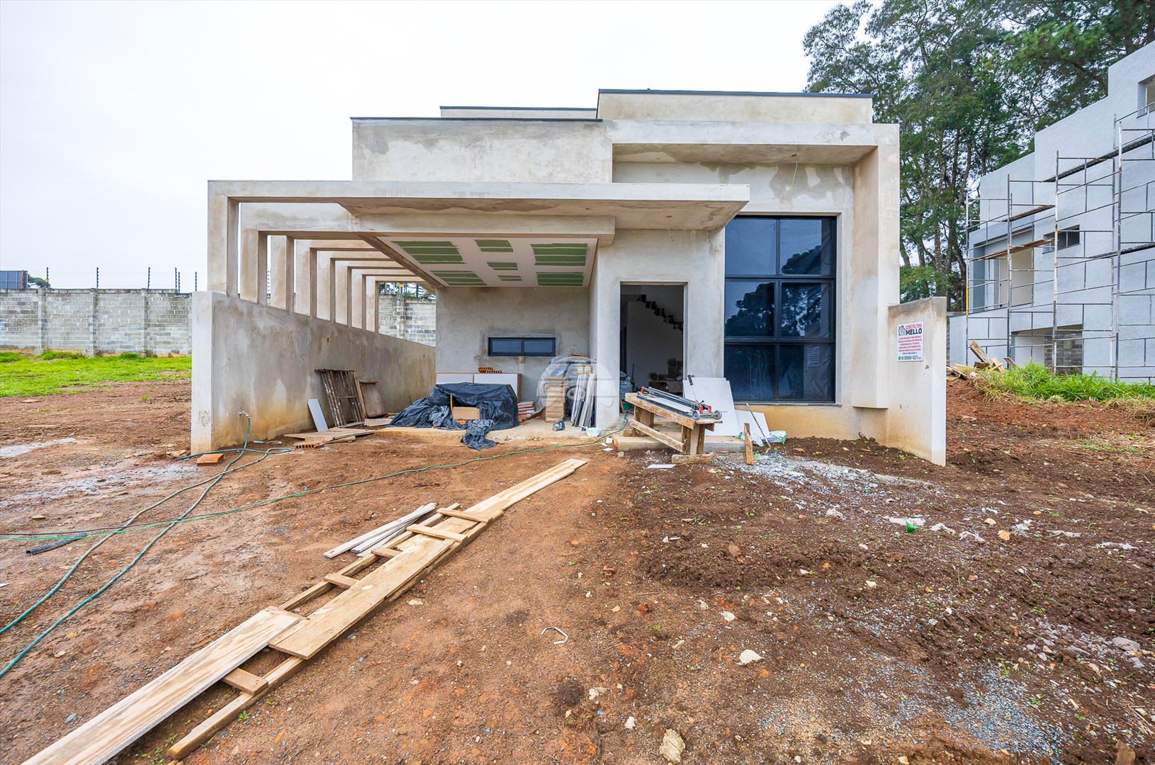 Casa à venda em Vila Rivabem, Campo Largo — Portal Chave Fácil
