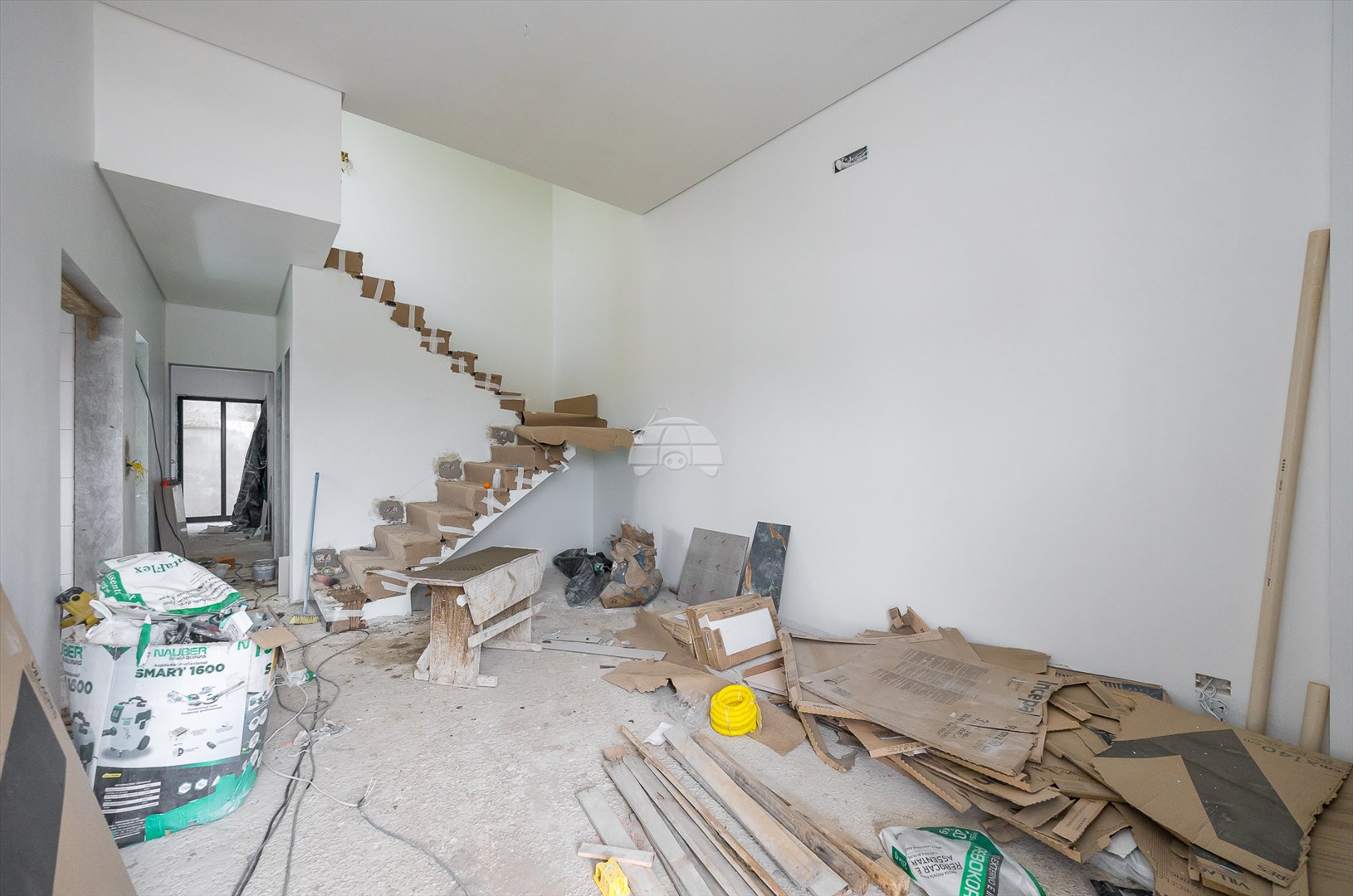 Casa à venda em Vila Rivabem, Campo Largo — Portal Chave Fácil