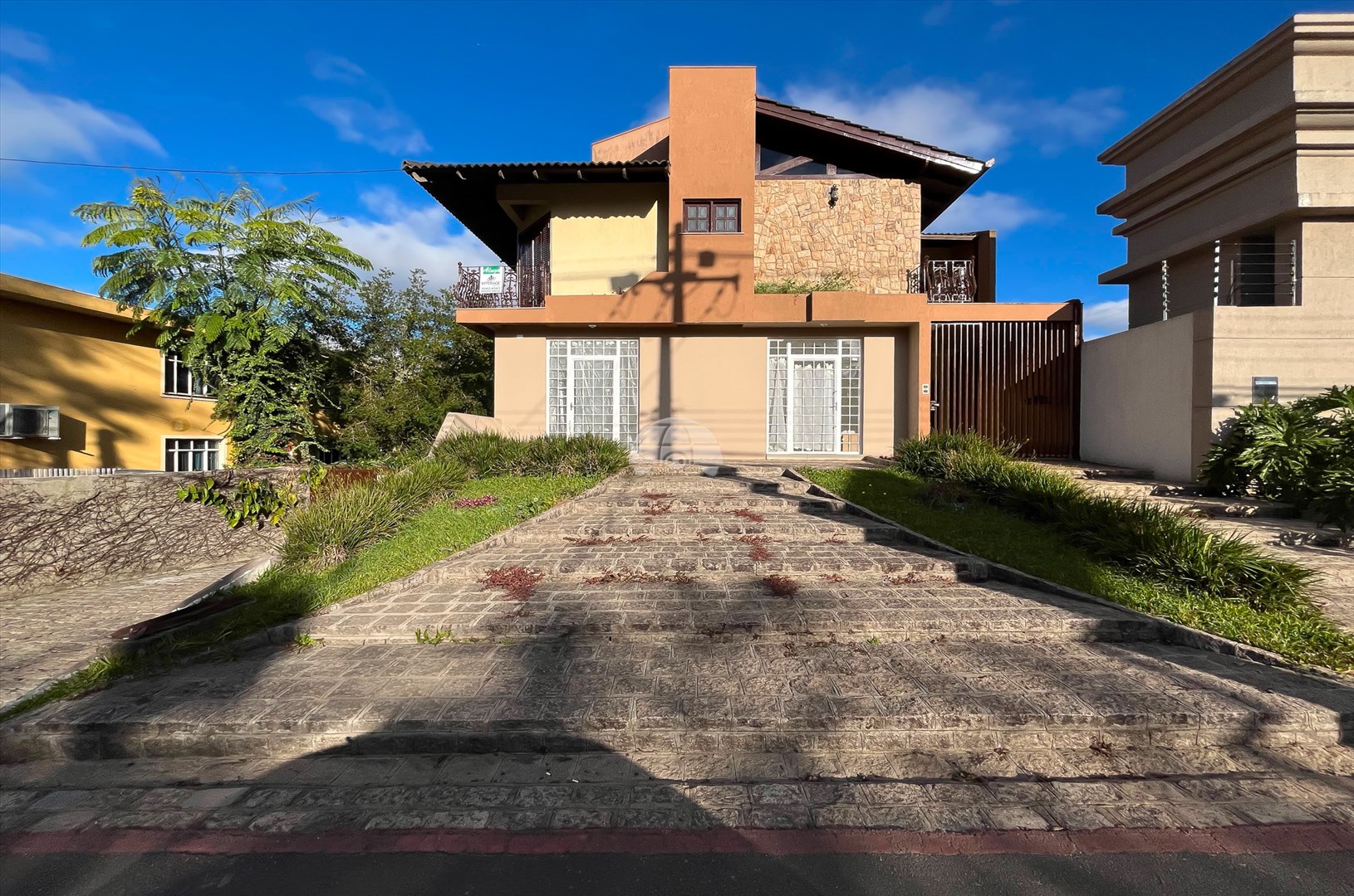 Sala/Conjunto Comercial para alugar em São Braz, Curitiba — Portal Chave Fácil
