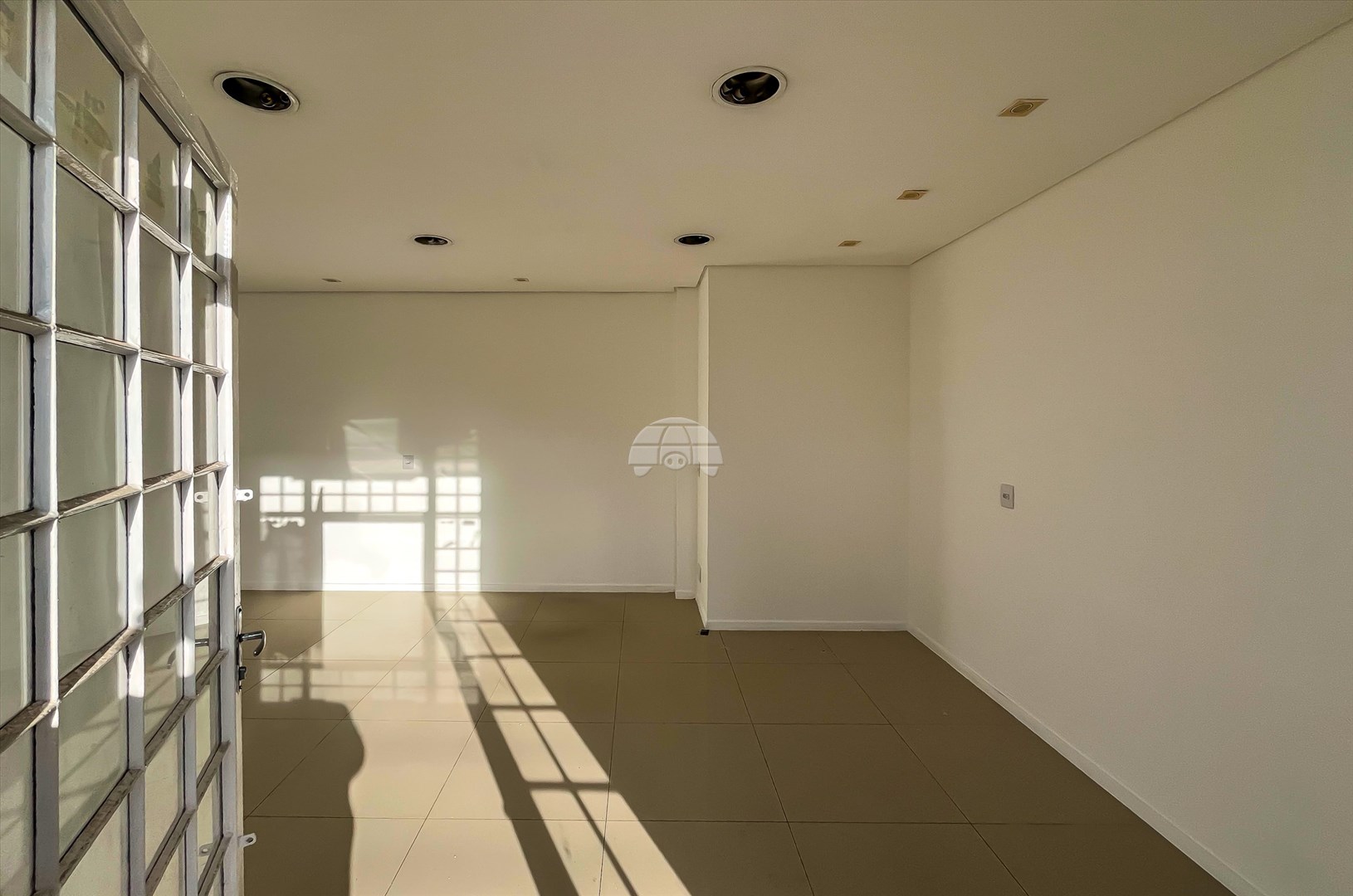 Sala/Conjunto Comercial para alugar em São Braz, Curitiba — Portal Chave Fácil