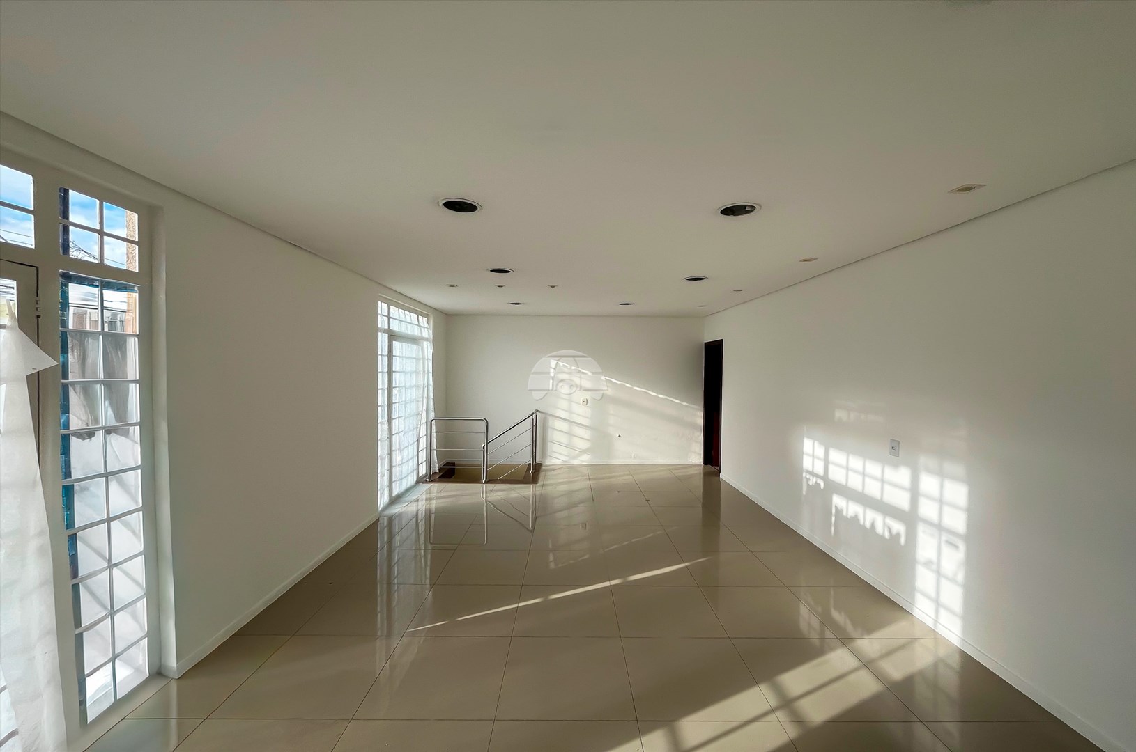 Sala/Conjunto Comercial para alugar em São Braz, Curitiba — Portal Chave Fácil
