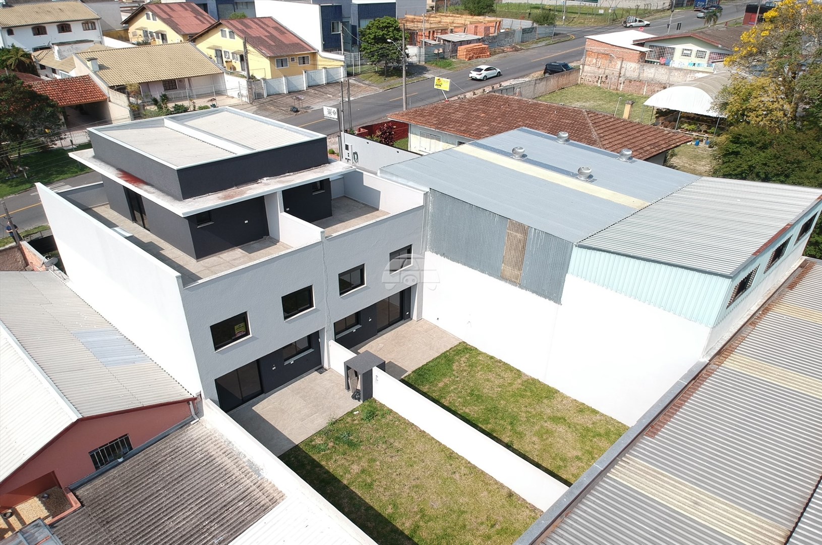 Sobrado à venda em Boa Vista, Curitiba — Portal Chave Fácil