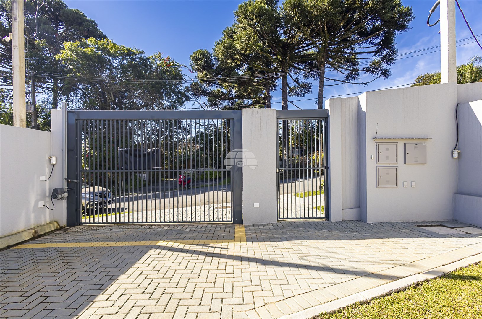 Casa à venda em Santa Cândida, Curitiba — Kondor Imóveis: Imobiliária em Curitiba | Uma imobiliária pra você