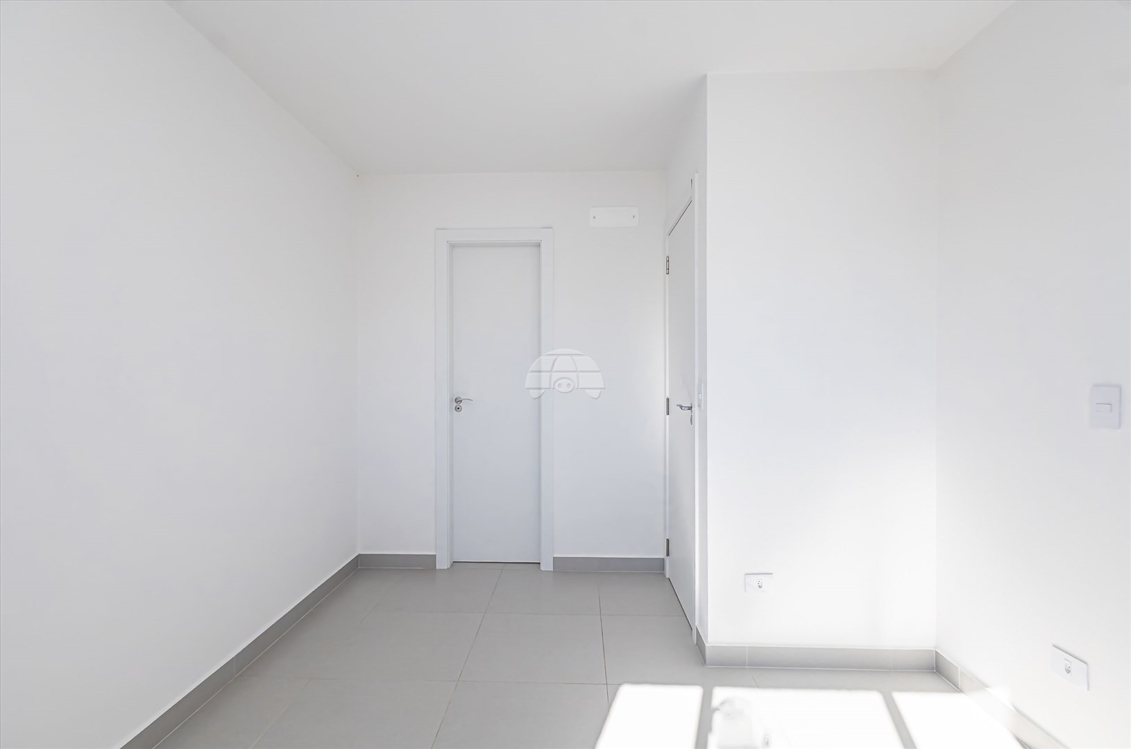 Casa à venda em Santa Cândida, Curitiba — Kondor Imóveis: Imobiliária em Curitiba | Uma imobiliária pra você