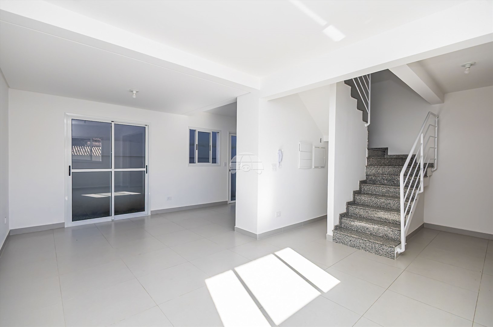 Casa à venda em Santa Cândida, Curitiba — Portal Chave Fácil