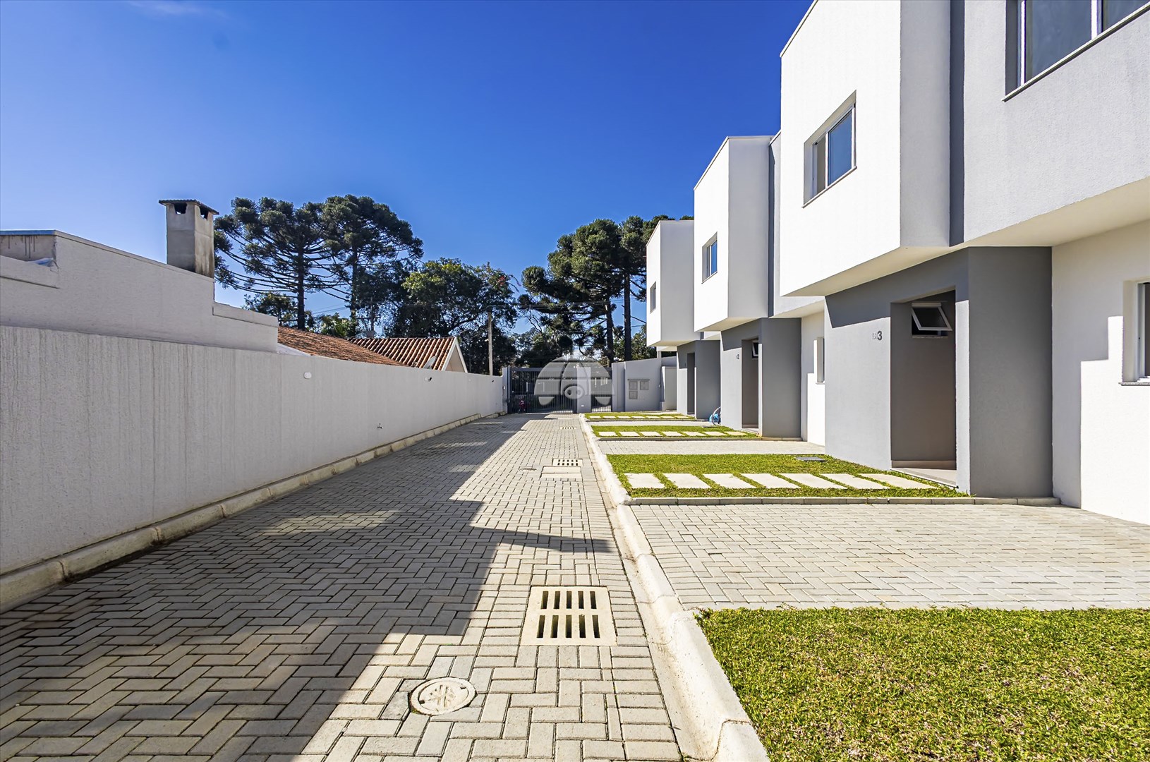 Casa à venda em Santa Cândida, Curitiba — Kondor Imóveis: Imobiliária em Curitiba | Uma imobiliária pra você