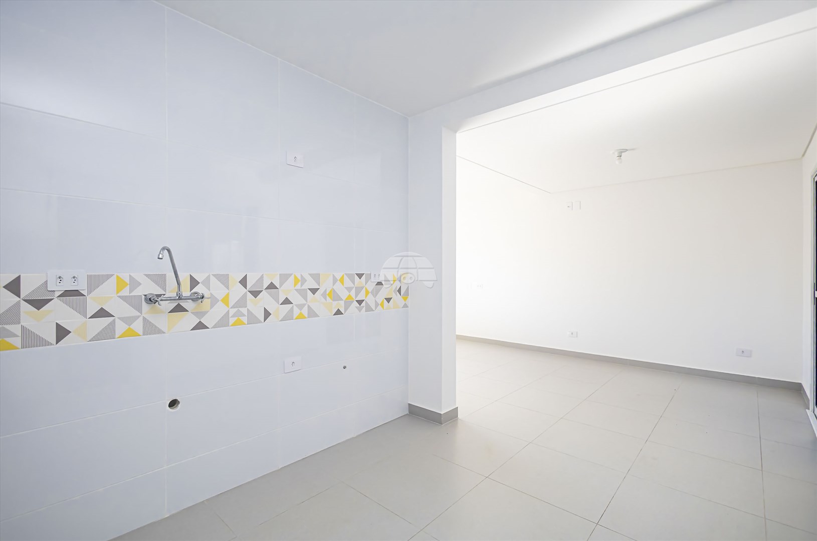 Casa à venda em Santa Cândida, Curitiba — Portal Chave Fácil