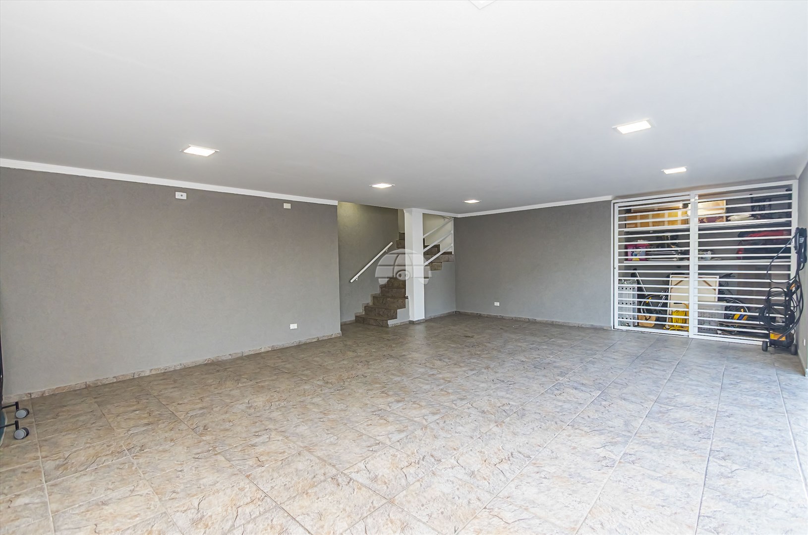 Casa Residencial para Venda no Bairro Campo Comprido ref. 228637 (8 / 10)