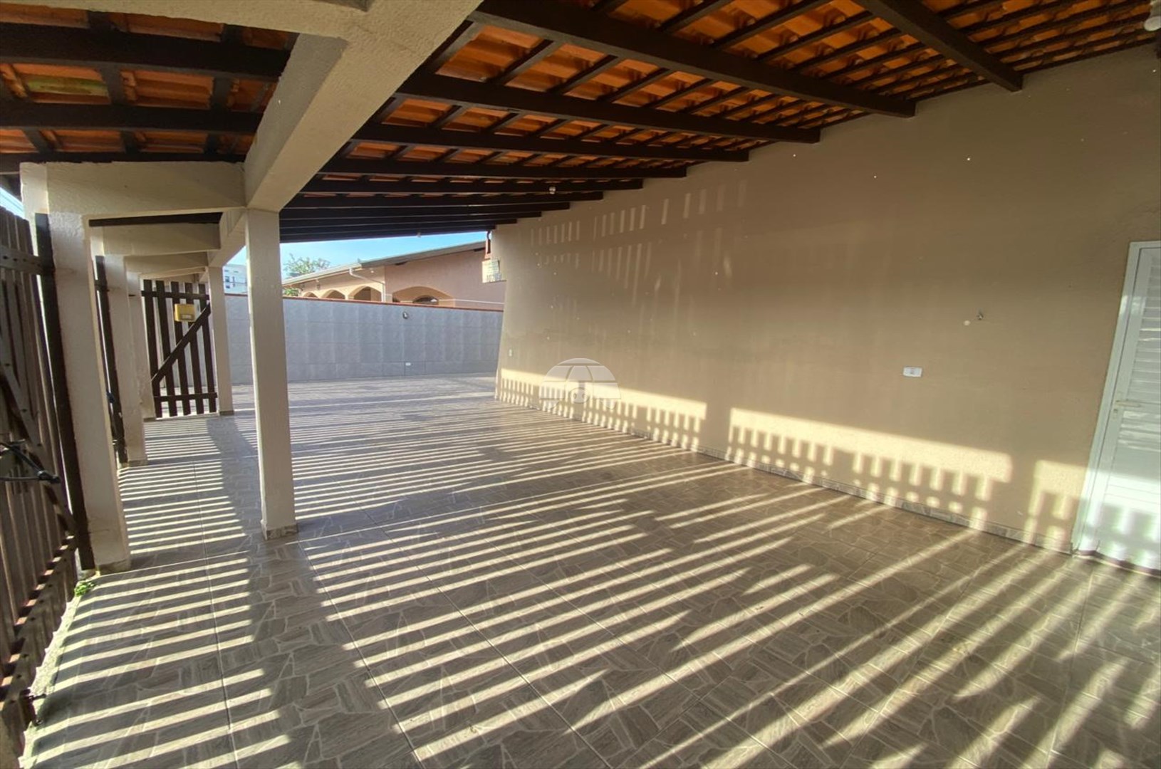Apartamento à venda em Balneario Gaivotas, Matinhos — Portal Chave Fácil