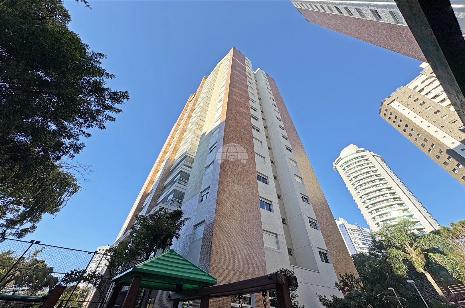 Apartamento para alugar em Mossunguê, Curitiba — Portal Chave Fácil