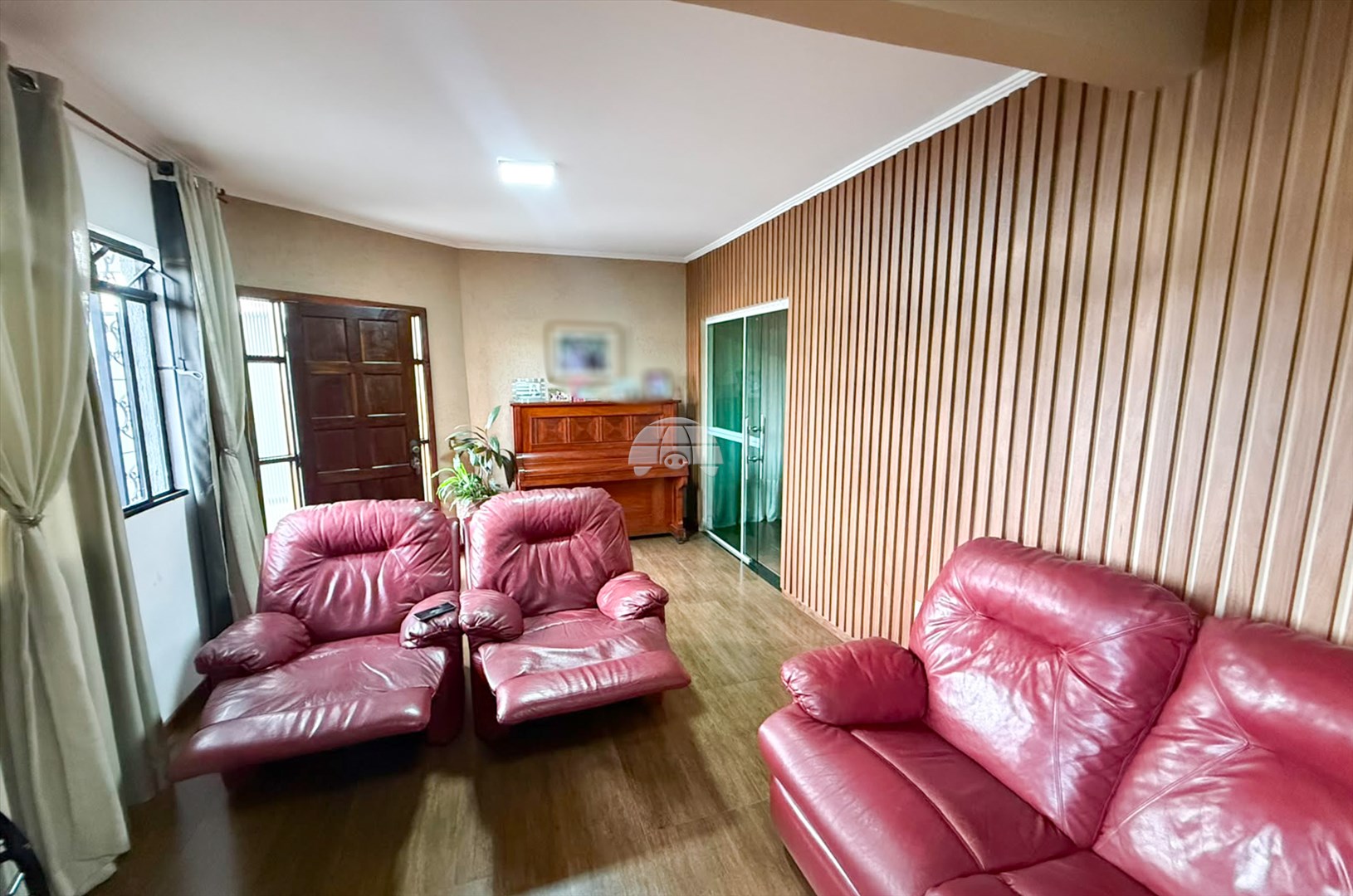 Casa à venda em Vila São José, Colombo — Portal Chave Fácil