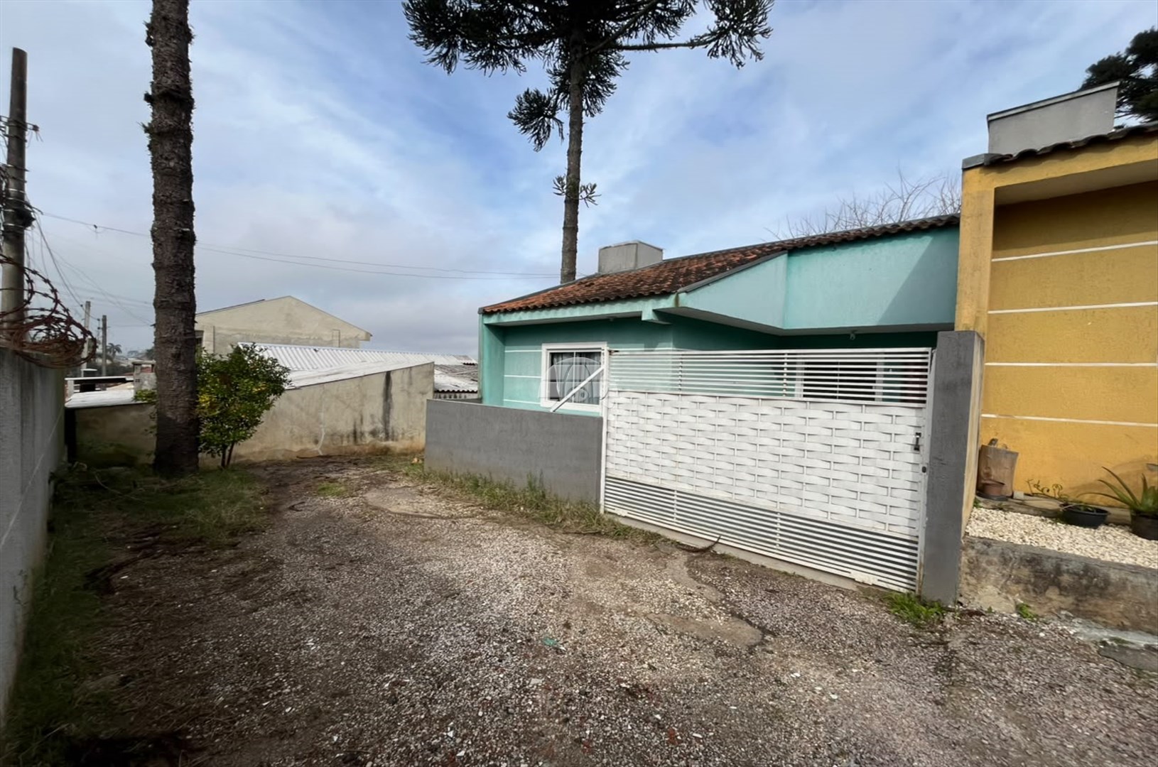 Casa para alugar em Campo De Santana, Curitiba — Portal Chave Fácil