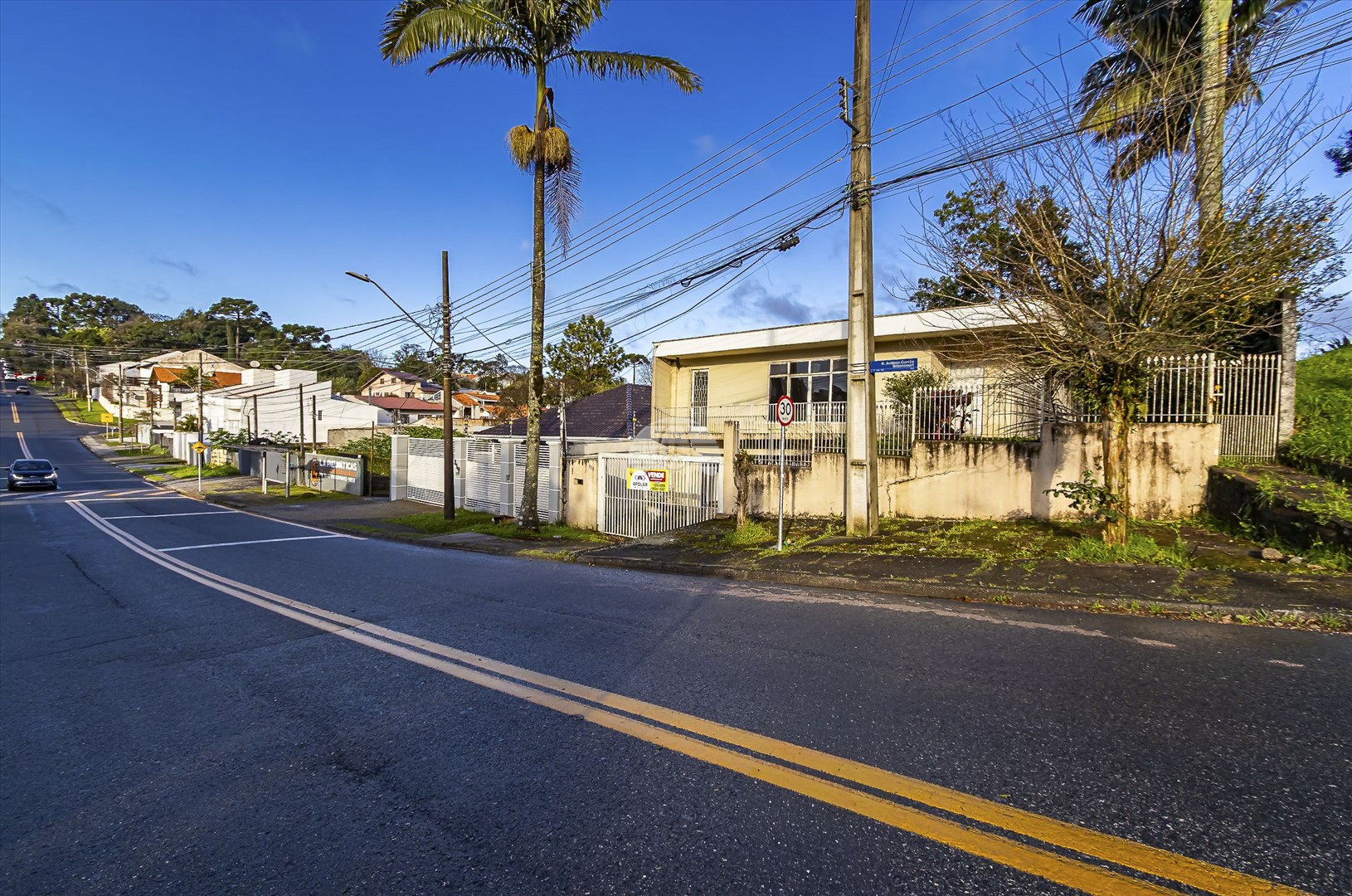 Casa à venda em Ahú, Curitiba — Toyo Imóveis - Curitiba/PR