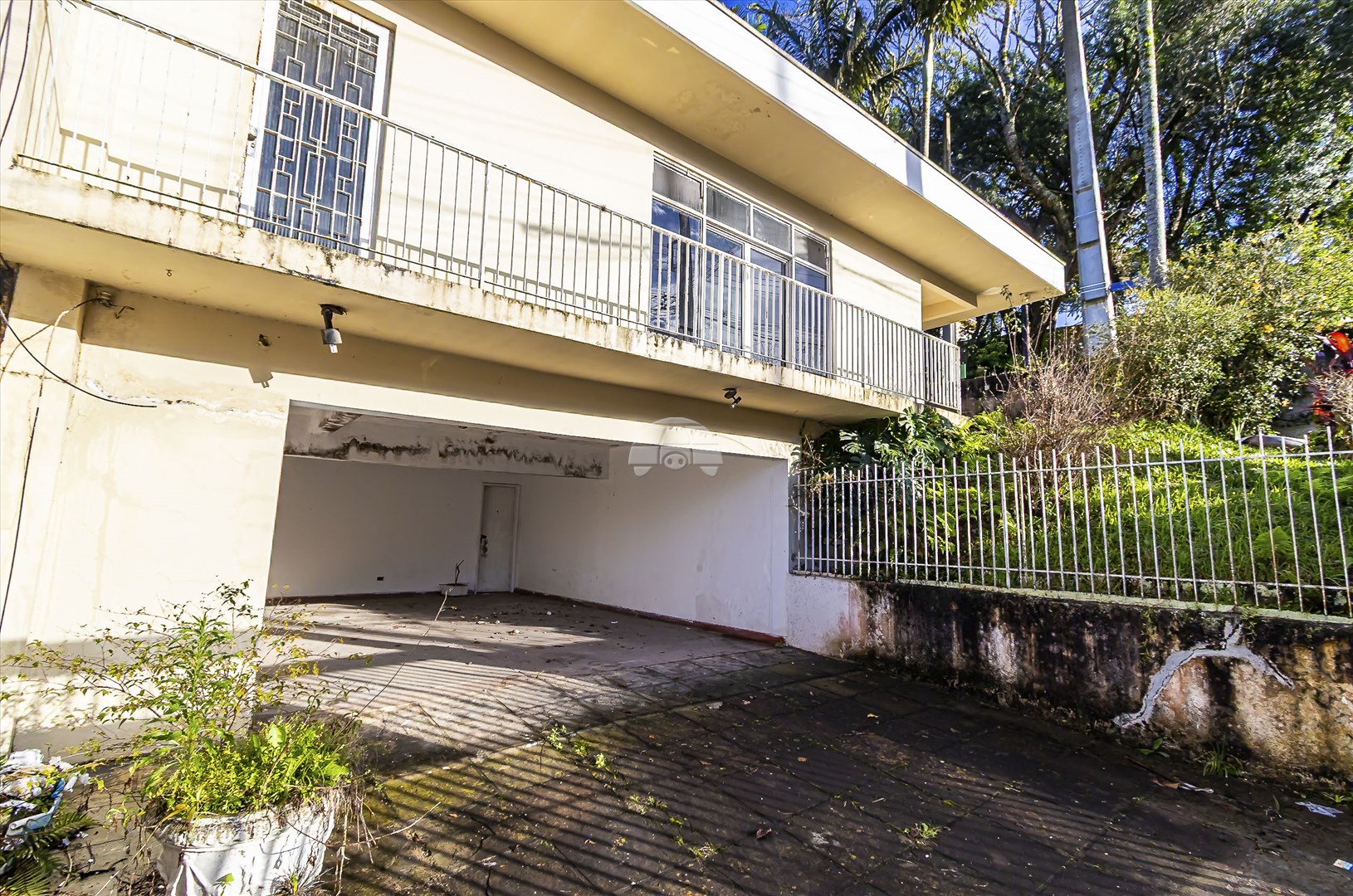 Casa à venda em Ahú, Curitiba — Portal Chave Fácil