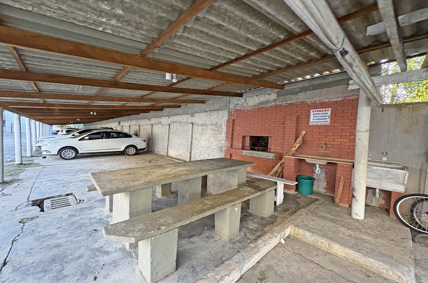 Apartamento para alugar em Campo Comprido, Curitiba — Imobiliária Razão