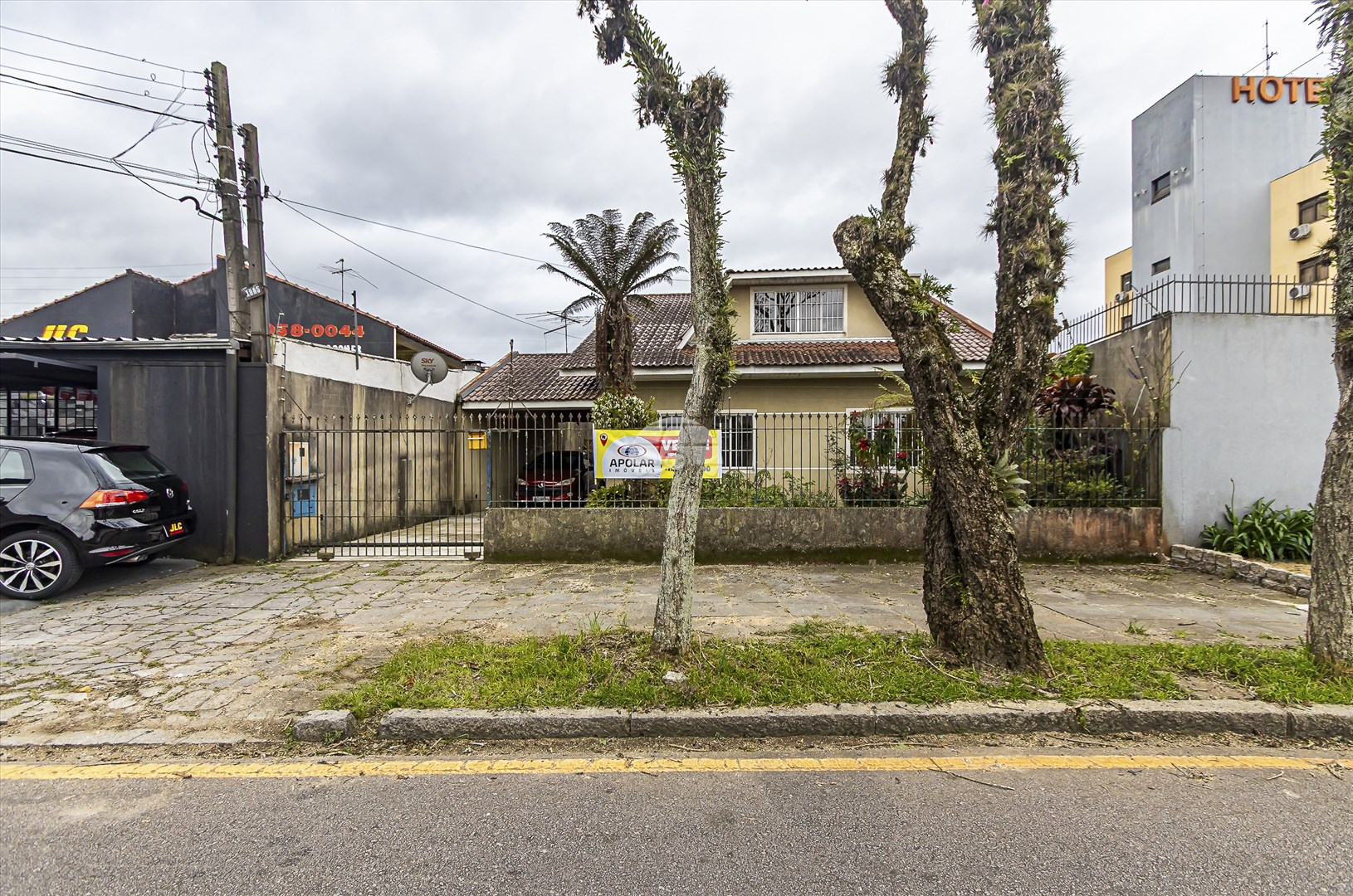 Casa à venda em Centro, São José dos Pinhais — Portal Chave Fácil