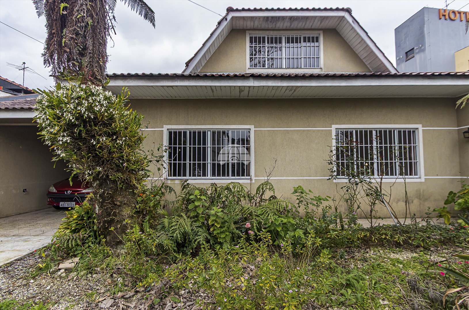 Casa à venda em Centro, São José dos Pinhais — Portal Chave Fácil
