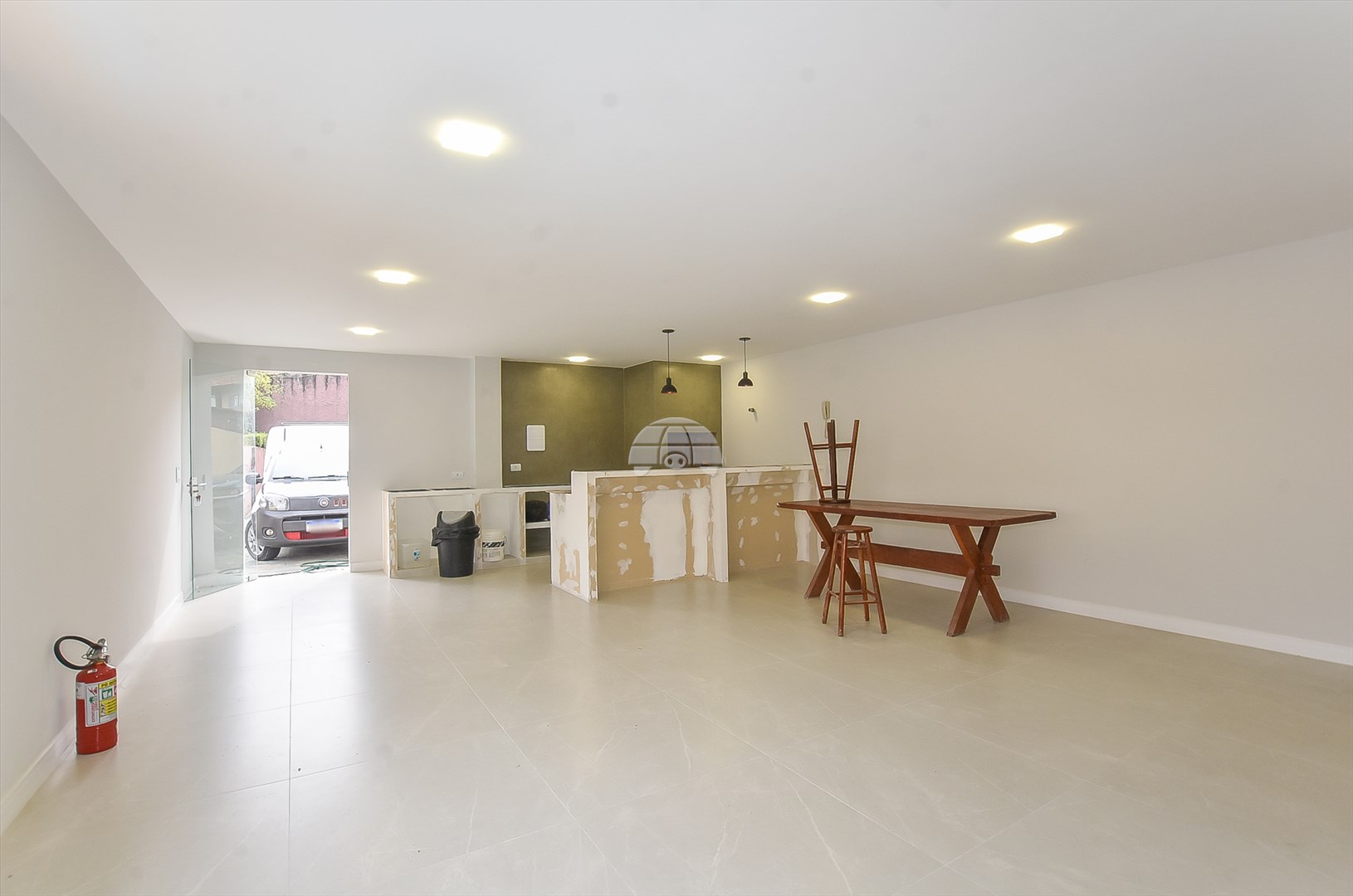 Casa à venda em Xaxim, Curitiba — GOMES CONSULTOR IMOBILIARIO LTDA.