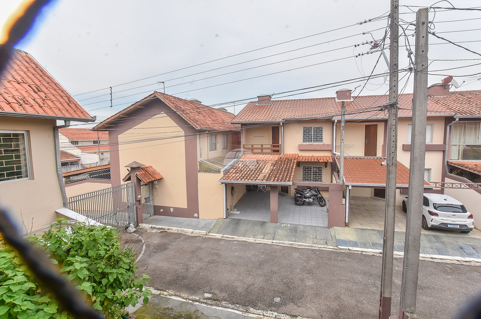 Casa à venda em Xaxim, Curitiba — GOMES CONSULTOR IMOBILIARIO LTDA.
