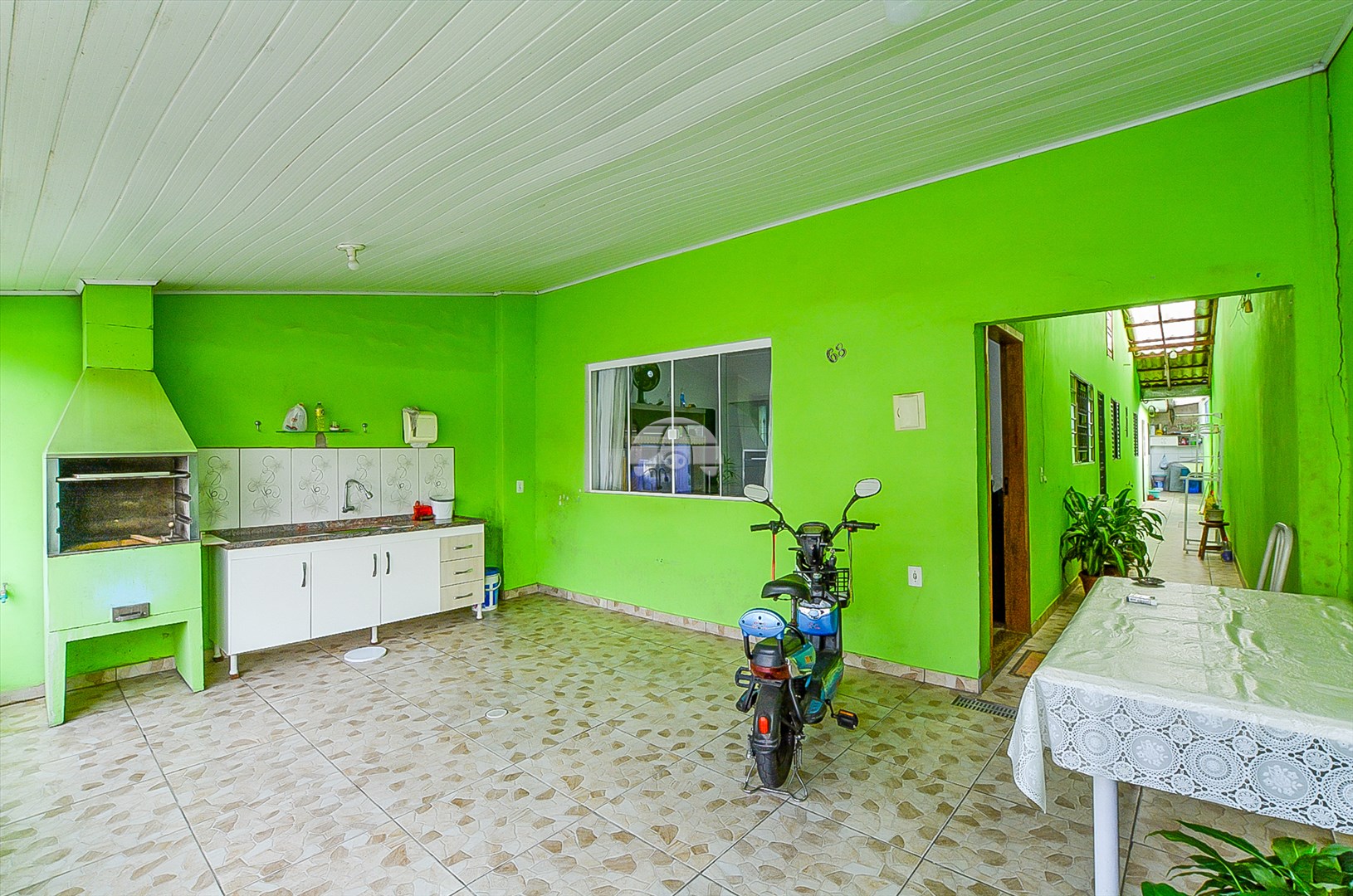 Casa à venda em Sítio Cercado, Curitiba — Portal Chave Fácil