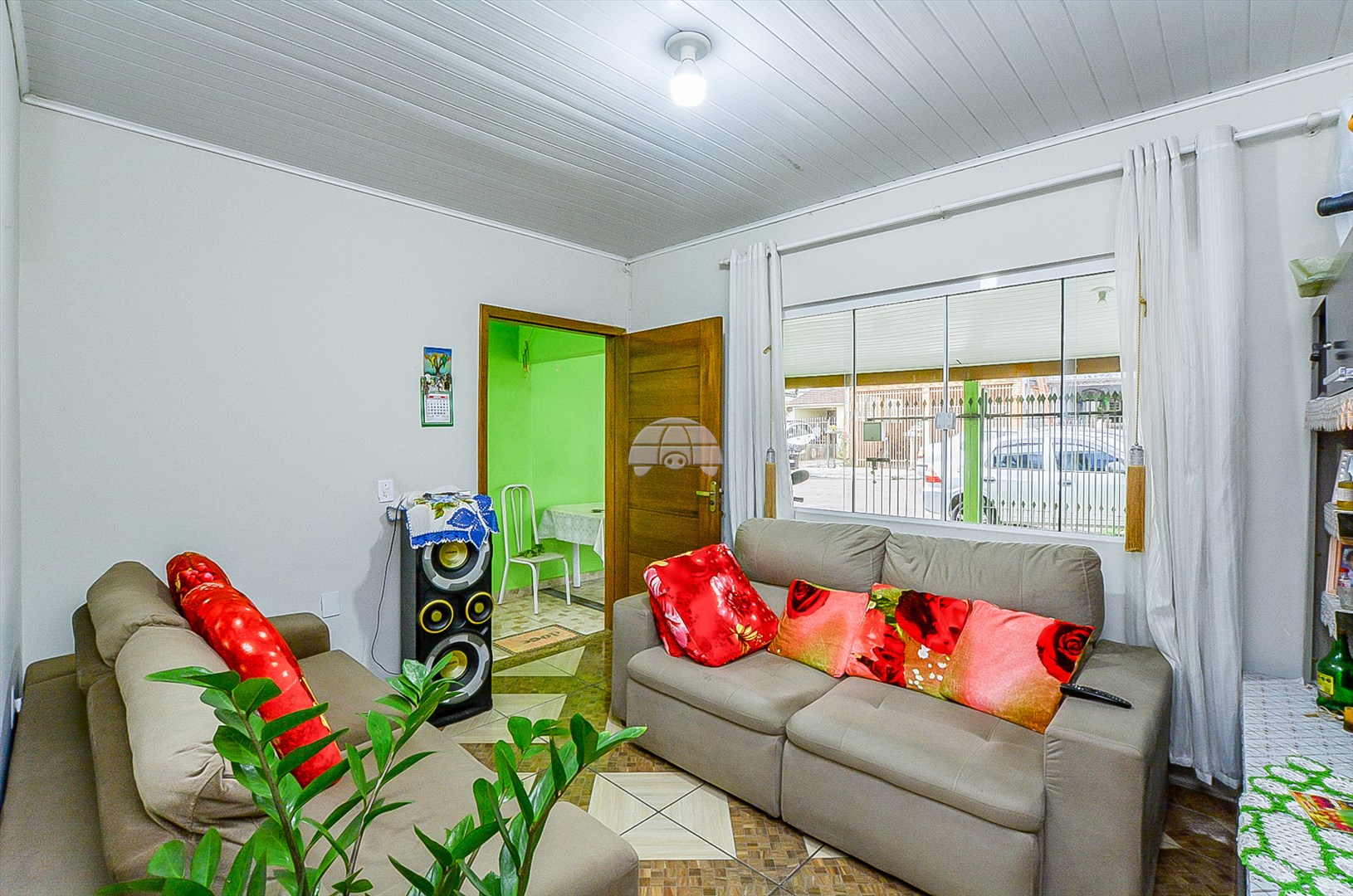 Casa à venda em Sítio Cercado, Curitiba — Portal Chave Fácil