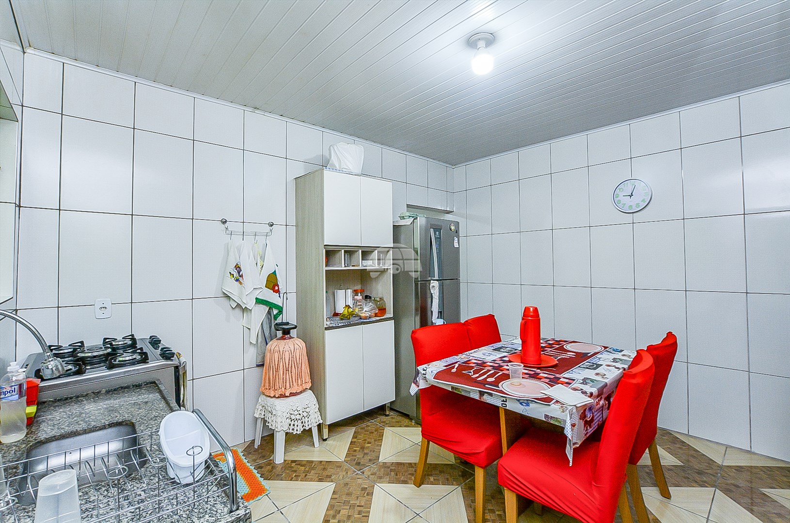 Casa à venda em Sítio Cercado, Curitiba — MAFI ADMINISTRADORA DE IMOVEIS LTDA