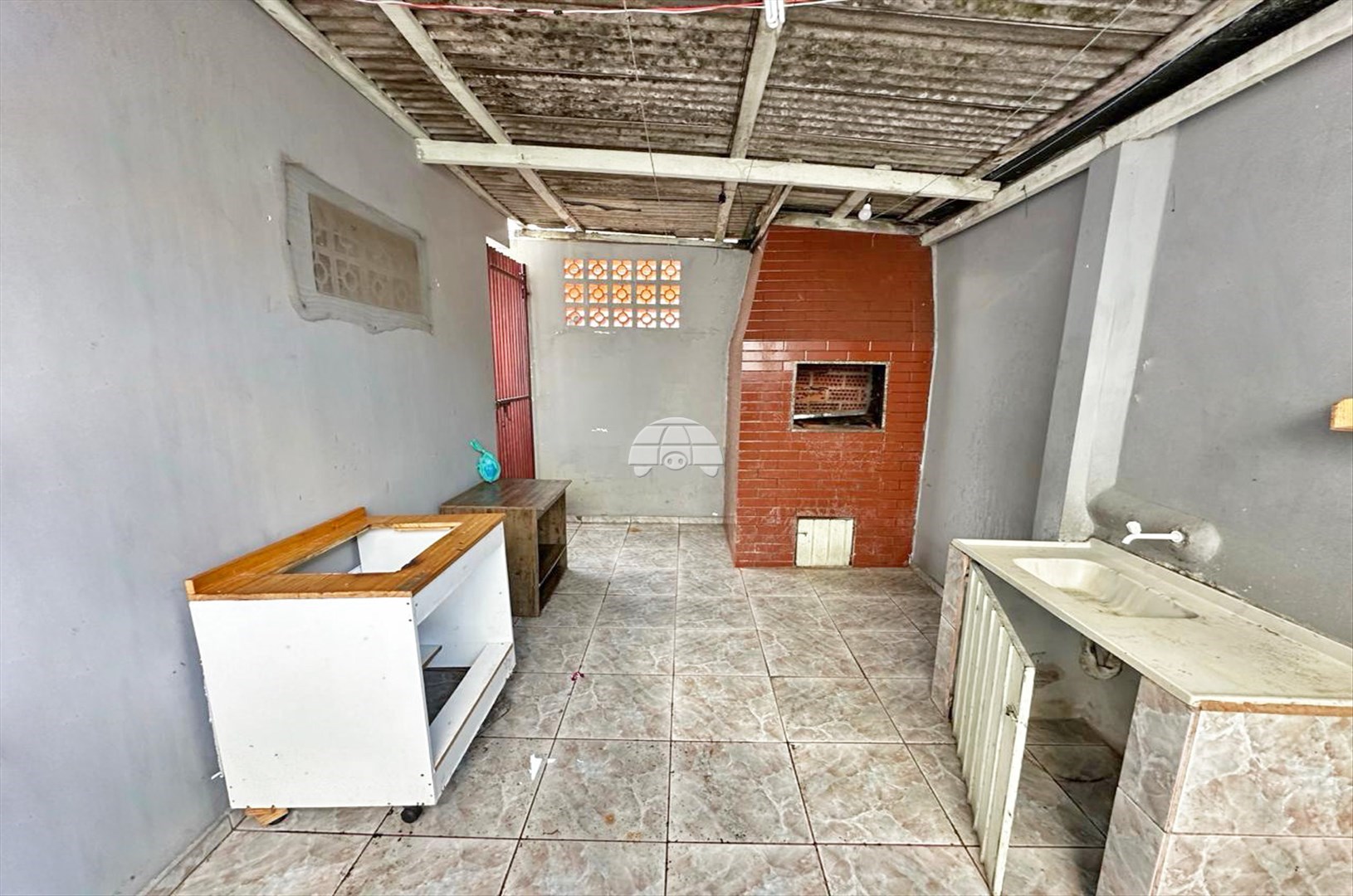 Casa à venda em Uberaba, Curitiba — Construa Assessoria Imobiliária