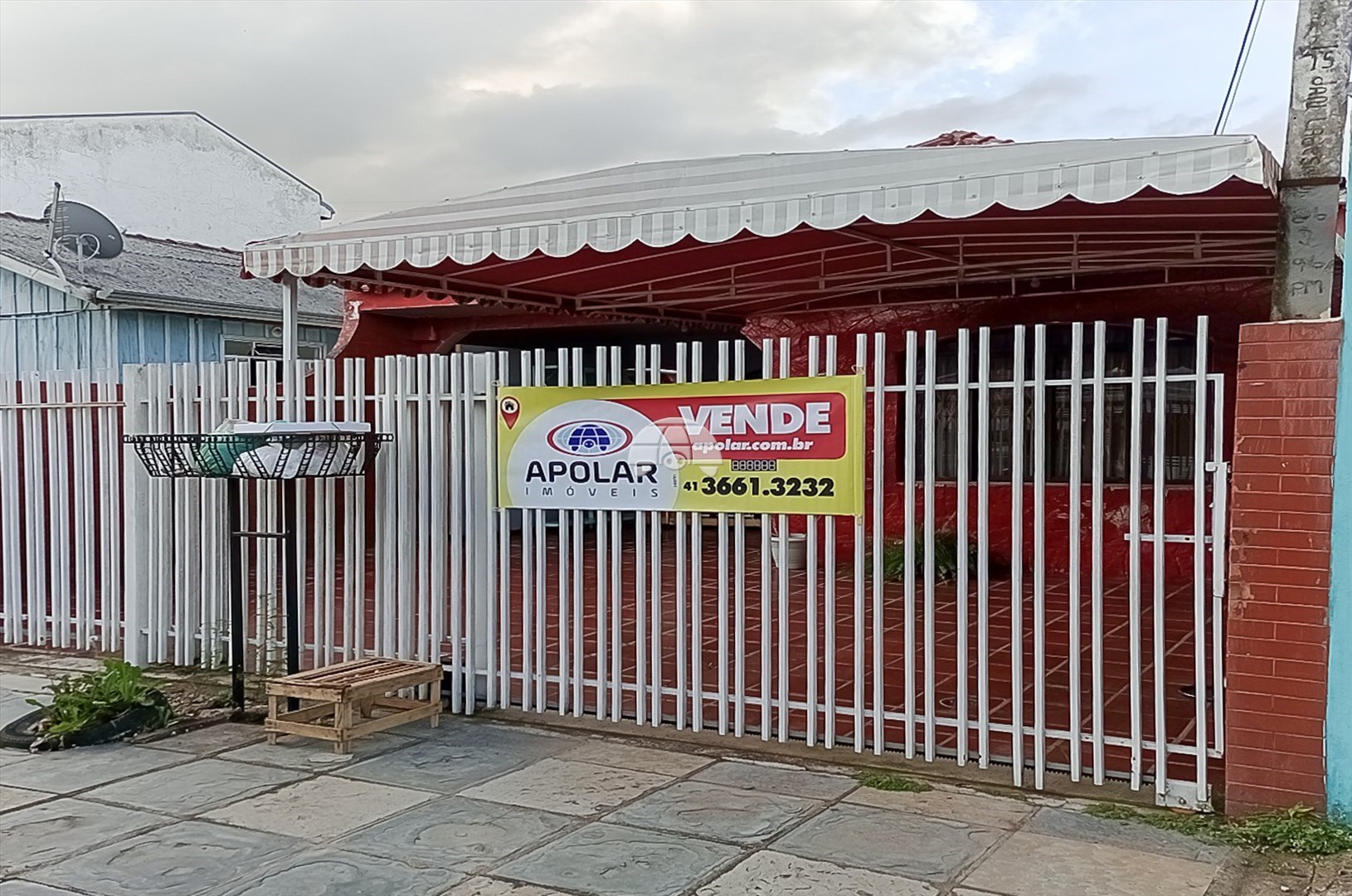 Casa à venda em Uberaba, Curitiba — Portal Chave Fácil