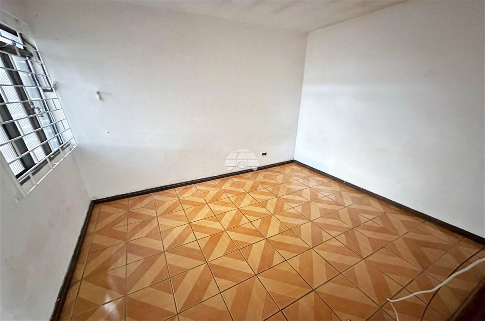 Casa à venda em Uberaba, Curitiba — Construa Assessoria Imobiliária