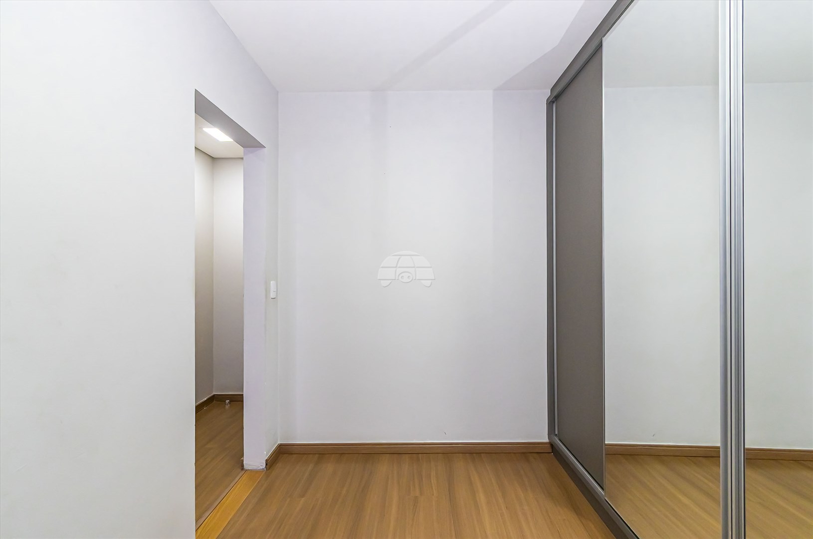 Casa à venda em Alto Boqueirão, Curitiba — Imobiliária Andrade