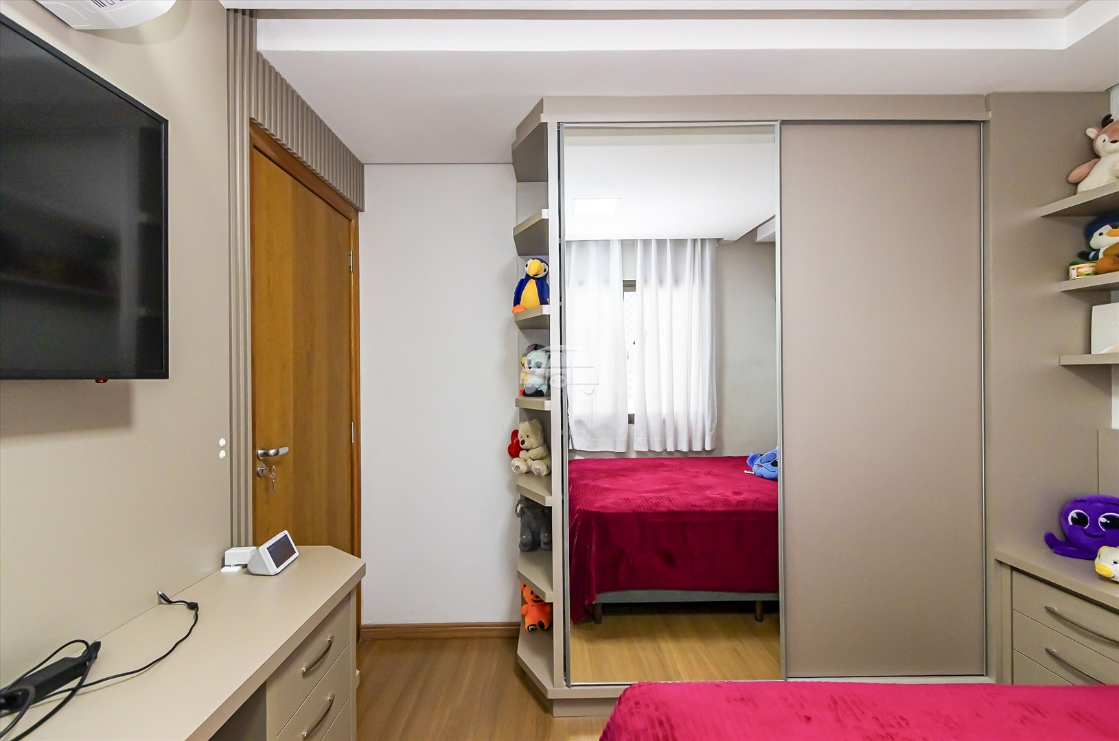 Casa à venda em Alto Boqueirão, Curitiba — Portal Chave Fácil