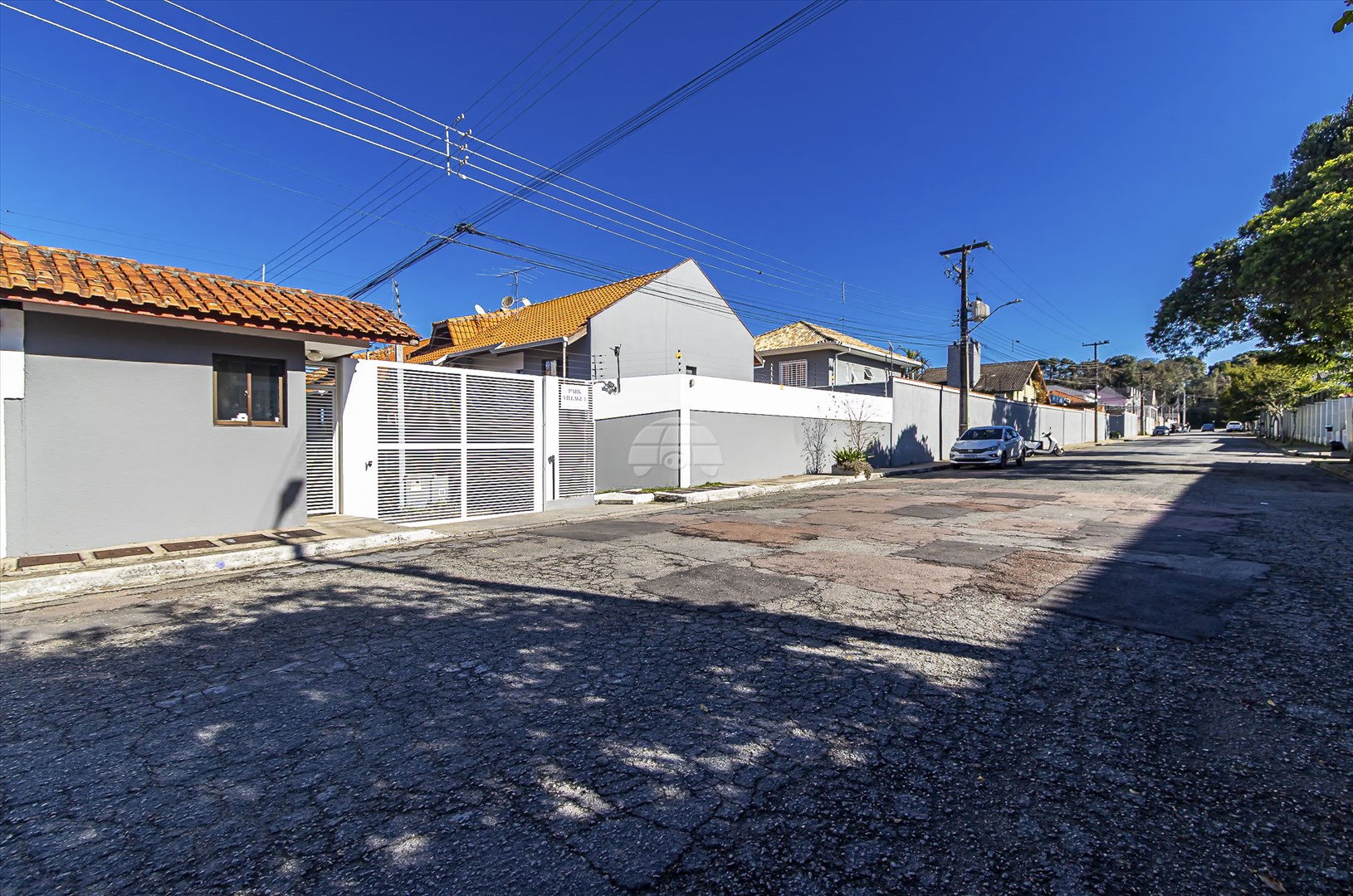 Casa à venda em Alto Boqueirão, Curitiba — Imobiliária Andrade