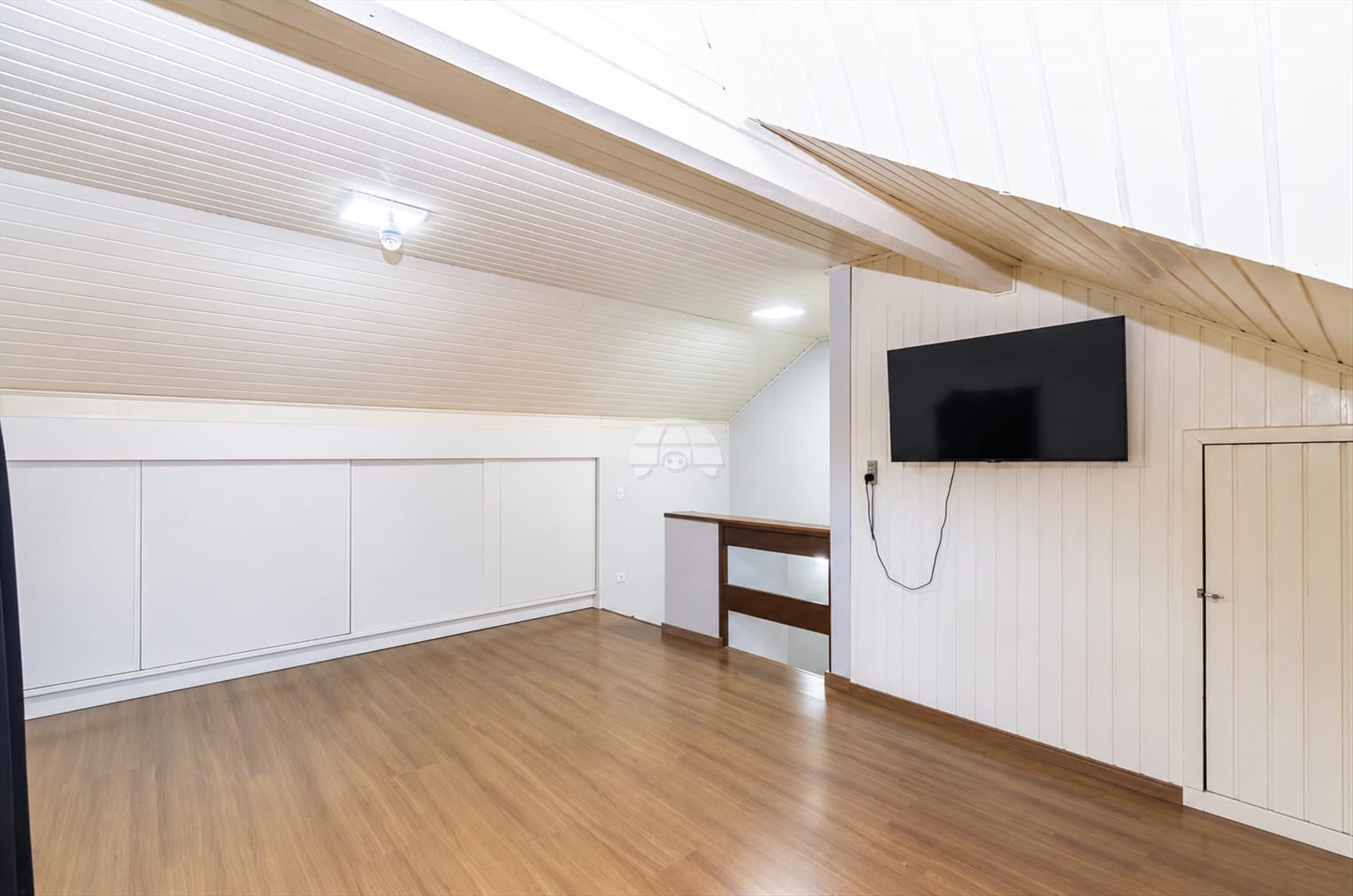 Casa à venda em Alto Boqueirão, Curitiba — Imobiliária Andrade