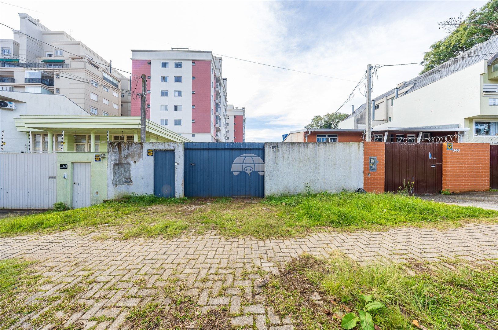 Terreno/Área para alugar em Vila Izabel, Curitiba — Portal Chave Fácil
