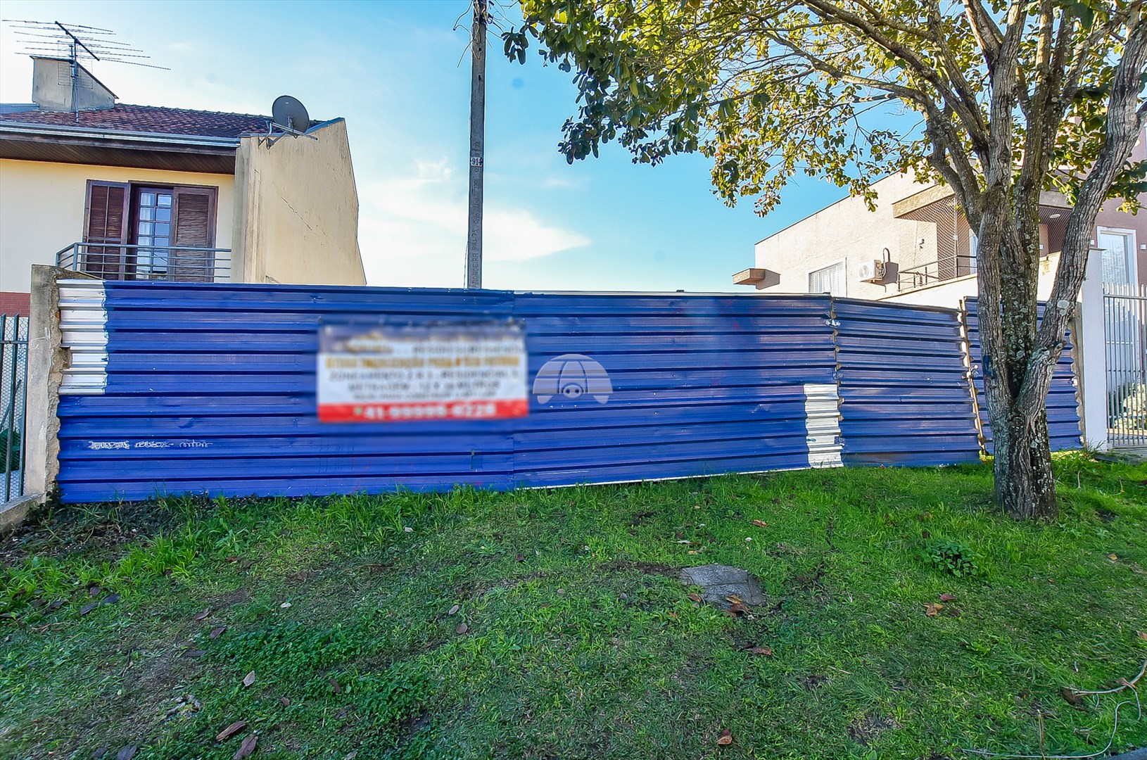 Terreno Residencial para Venda no Bairro Portão ref. 228740 (2 / 10)