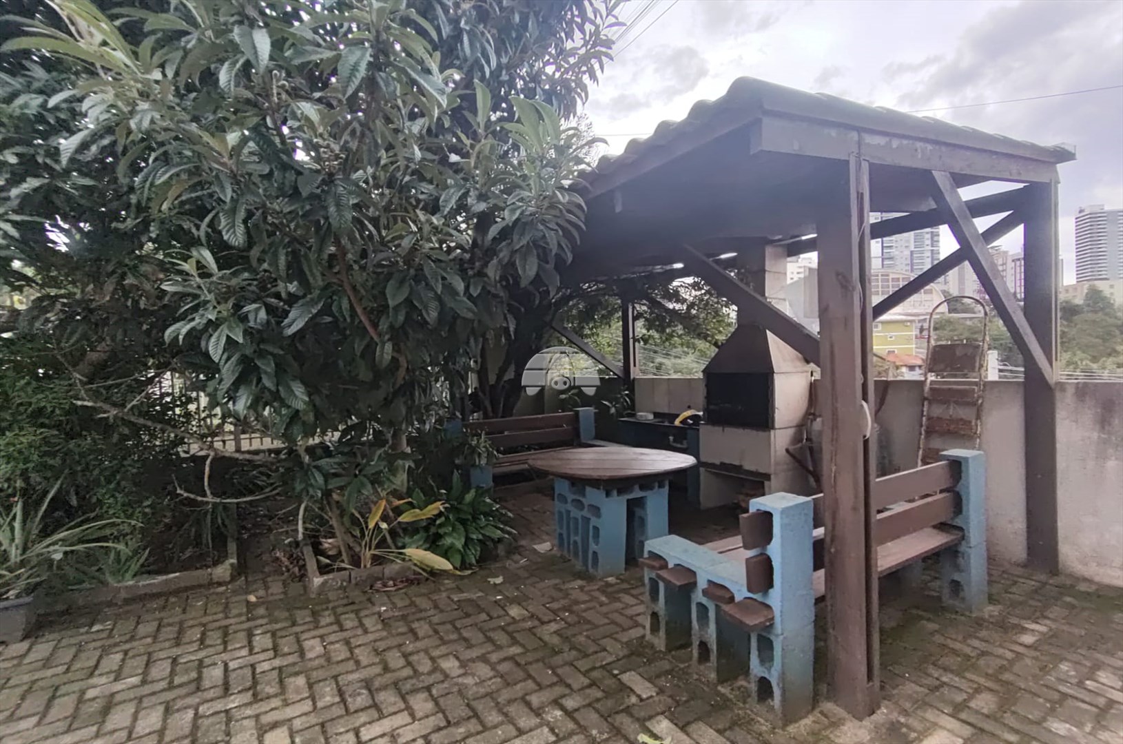 Conjunto Residencial para Venda no Bairro Centro ref. 228745 (2 / 10)