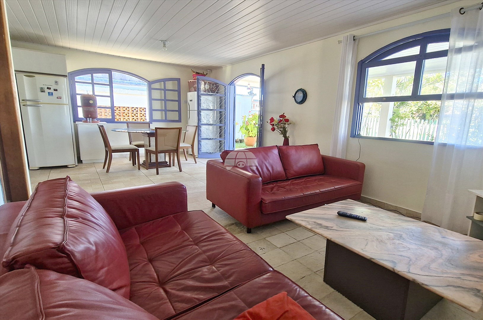 Casa à venda em Centro, Guaratuba — Portal Chave Fácil