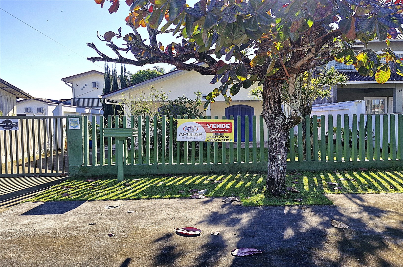 Casa à venda em Centro, Guaratuba — Portal Chave Fácil
