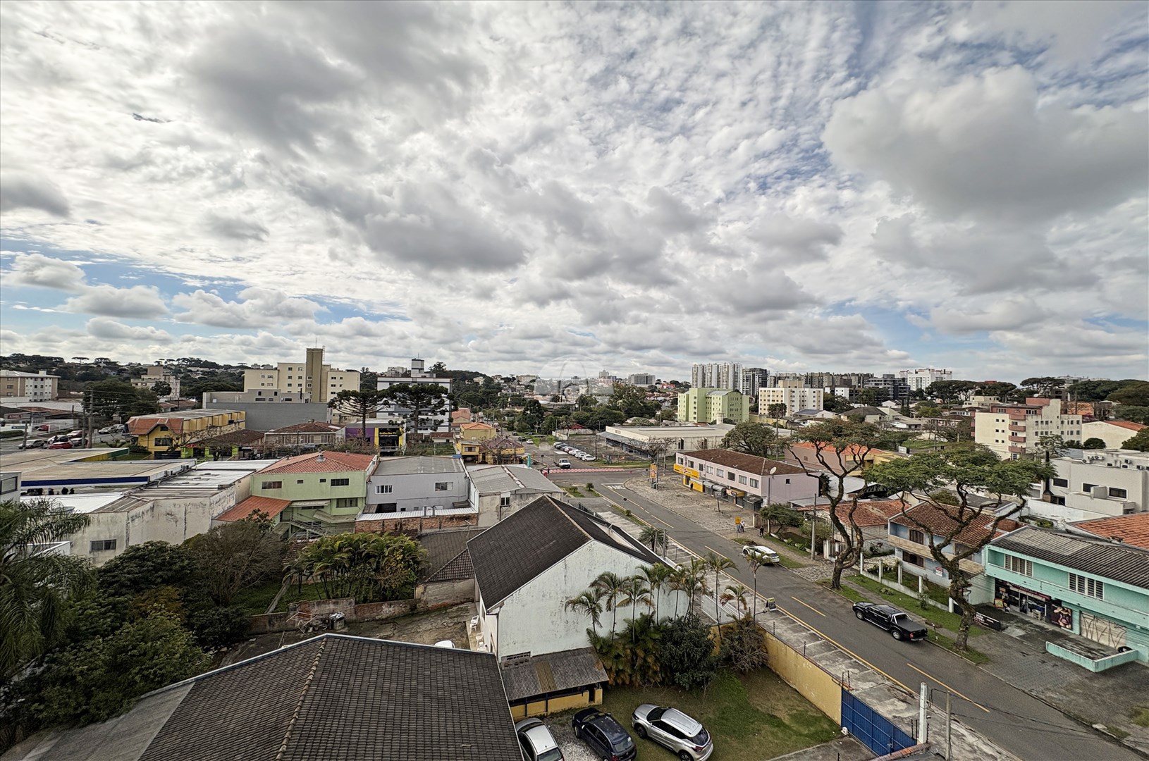 Apartamento para alugar em Boa Vista, Curitiba — Portal Chave Fácil
