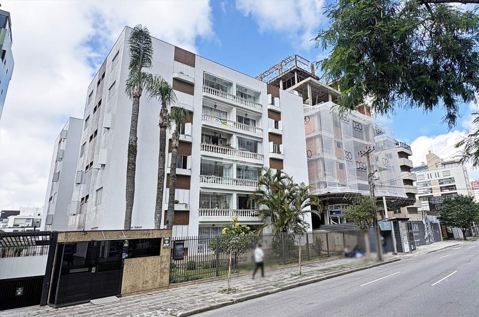 Apartamento para alugar em Água Verde, Curitiba — Portal Chave Fácil