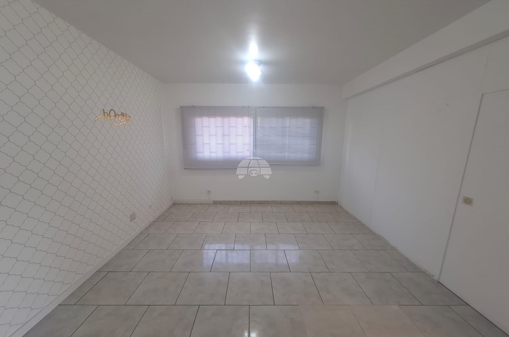 Casa comercial para alugar em Rebouças, Curitiba — Portal Chave Fácil