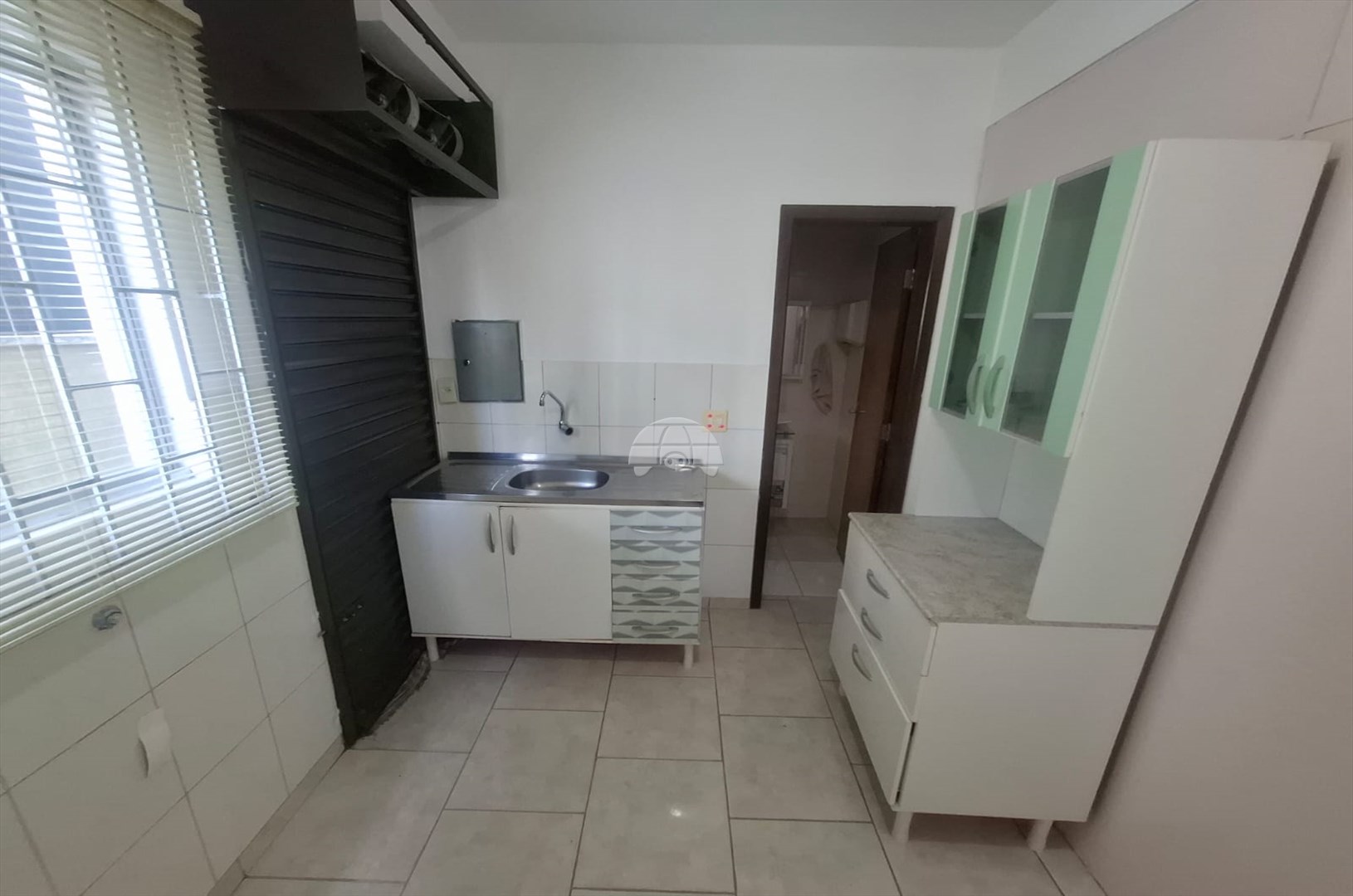 Loja Residencial para Locação no Bairro Rebouças ref. 402630 (9 / 10)